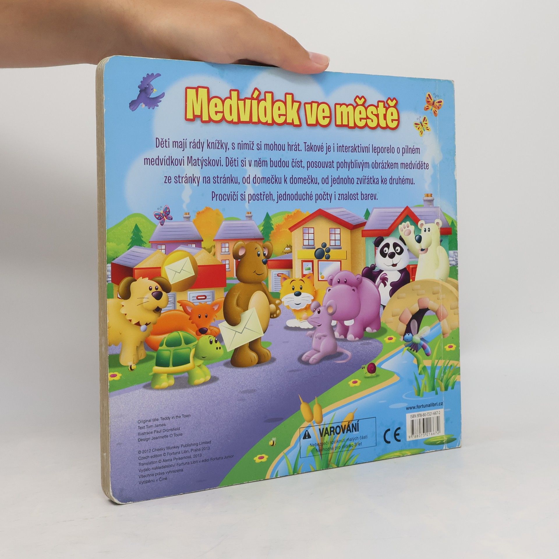 Tom James Medvídek ve městě