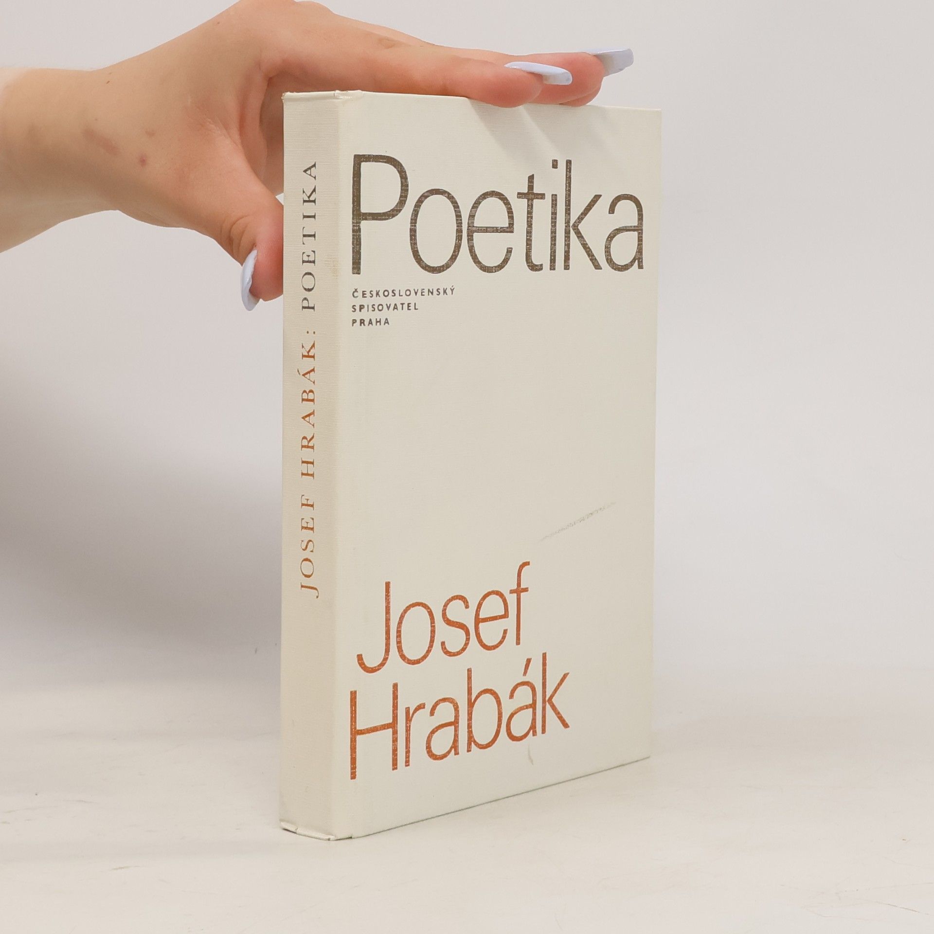 Marie Krčmová Poetika
