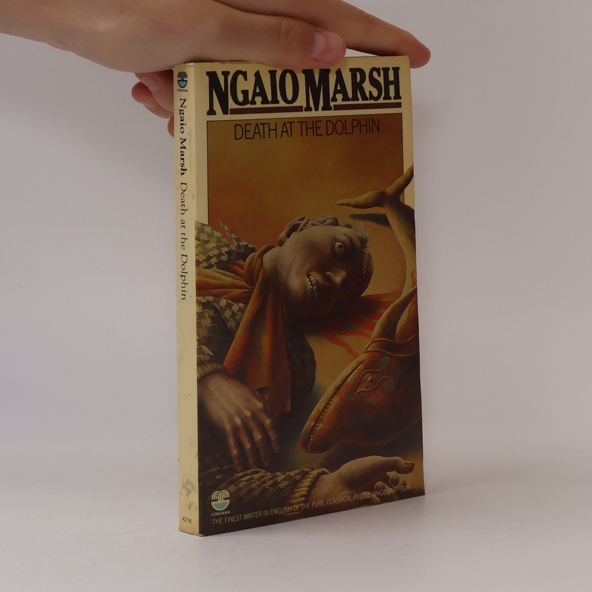 Mgaio Marsh Death at the Dolphin