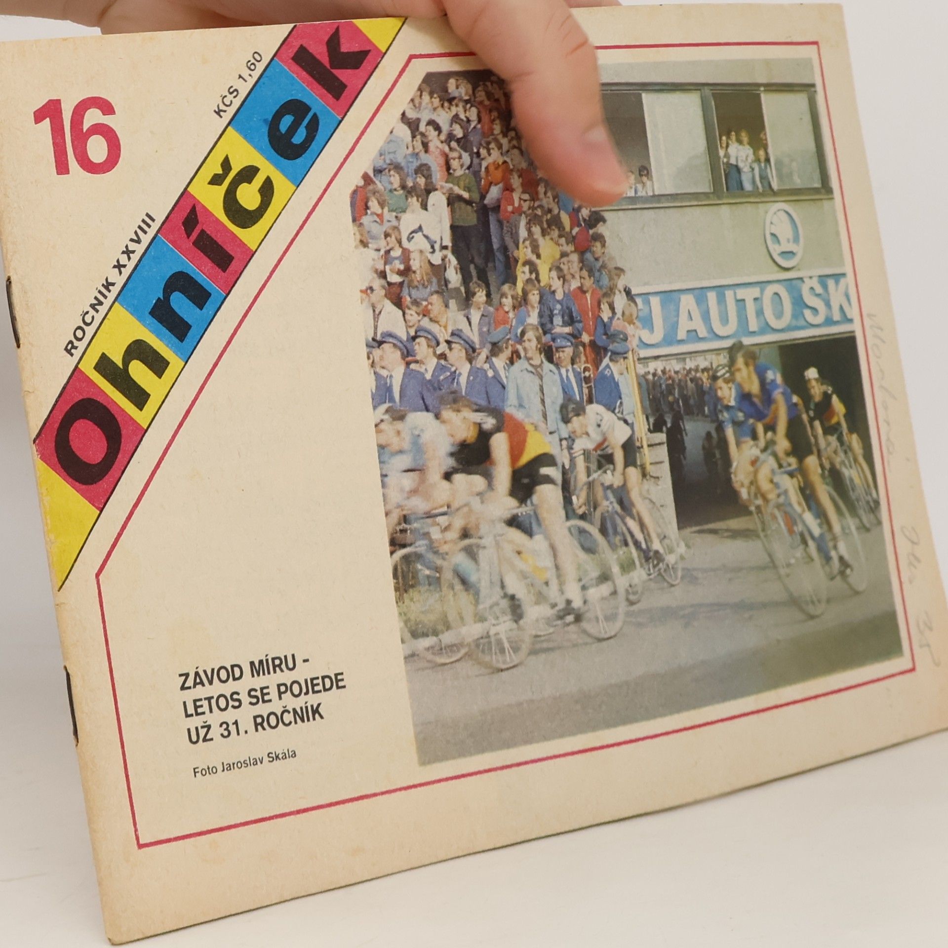 Kolektiv autorů Ohníček 16
