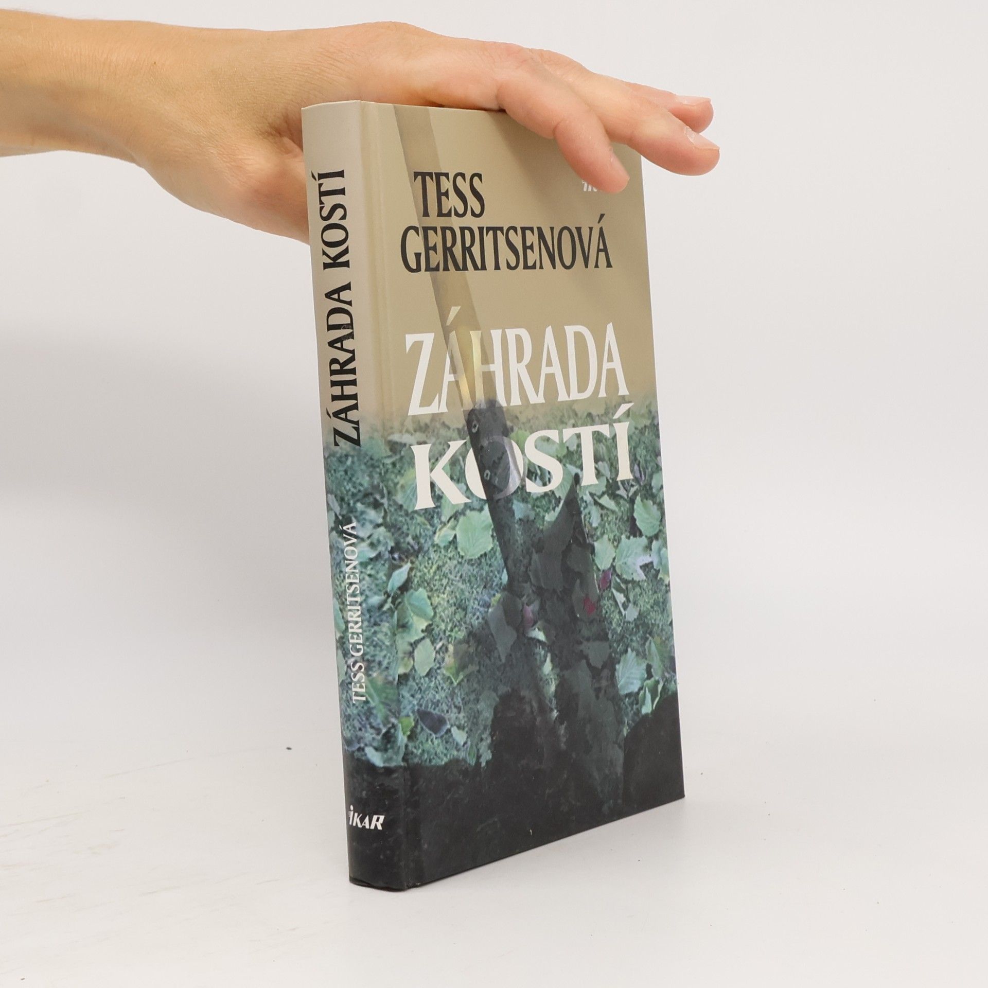 Tess Gerritsen Záhrada kostí