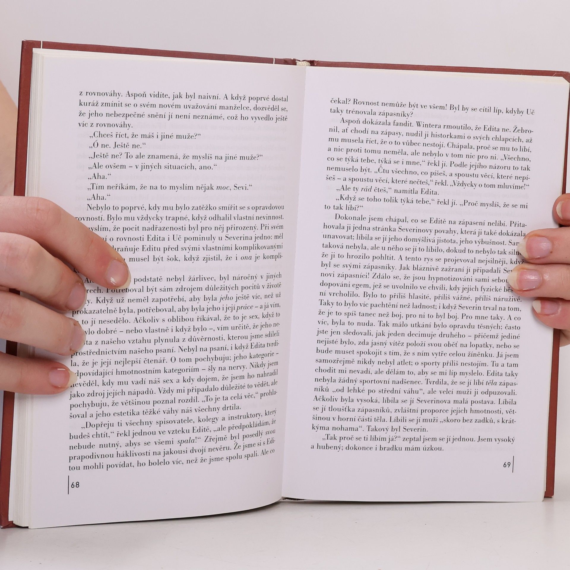 John Irving Manželství do 158 liber