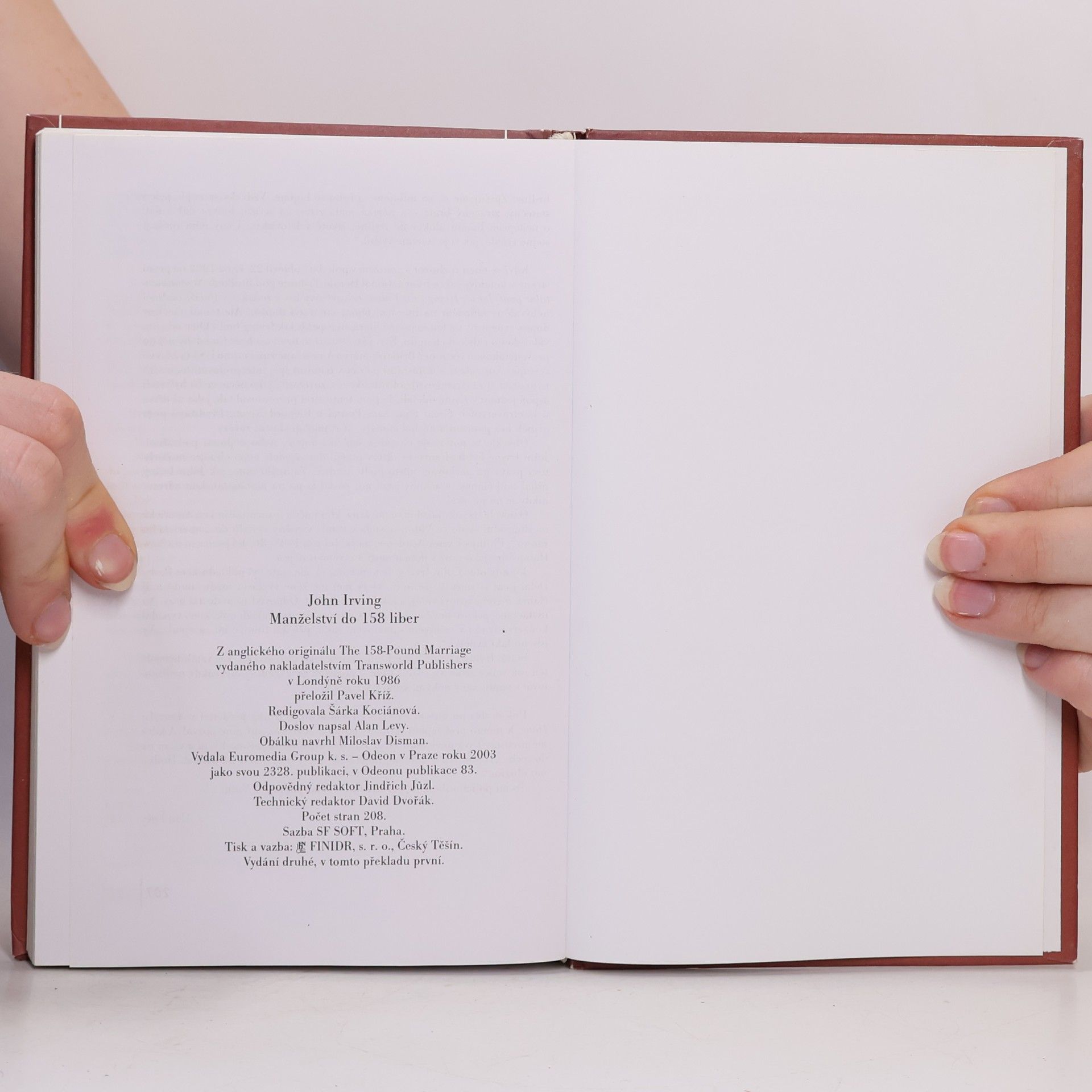 John Irving Manželství do 158 liber