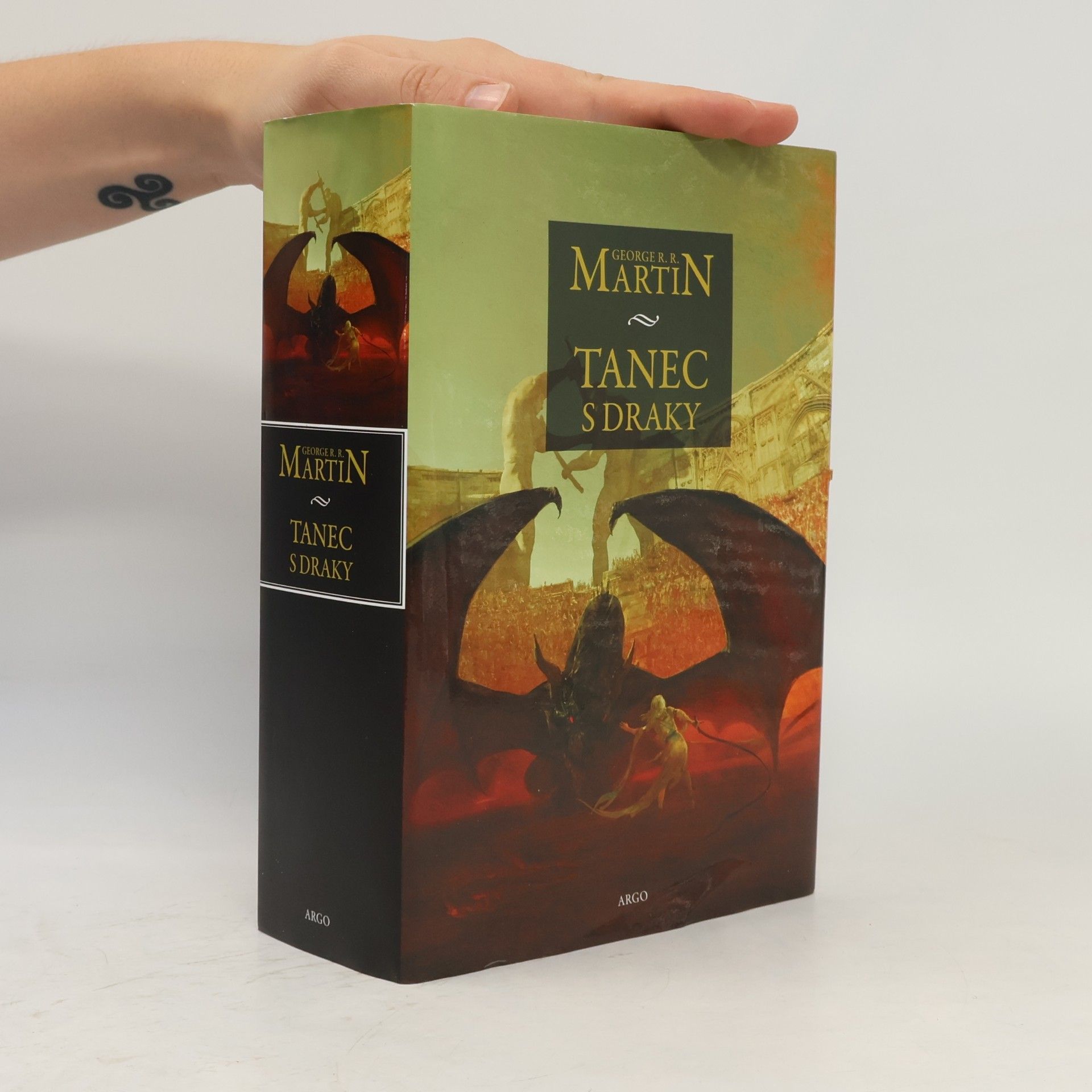 George R. R. Martin Tanec s draky
