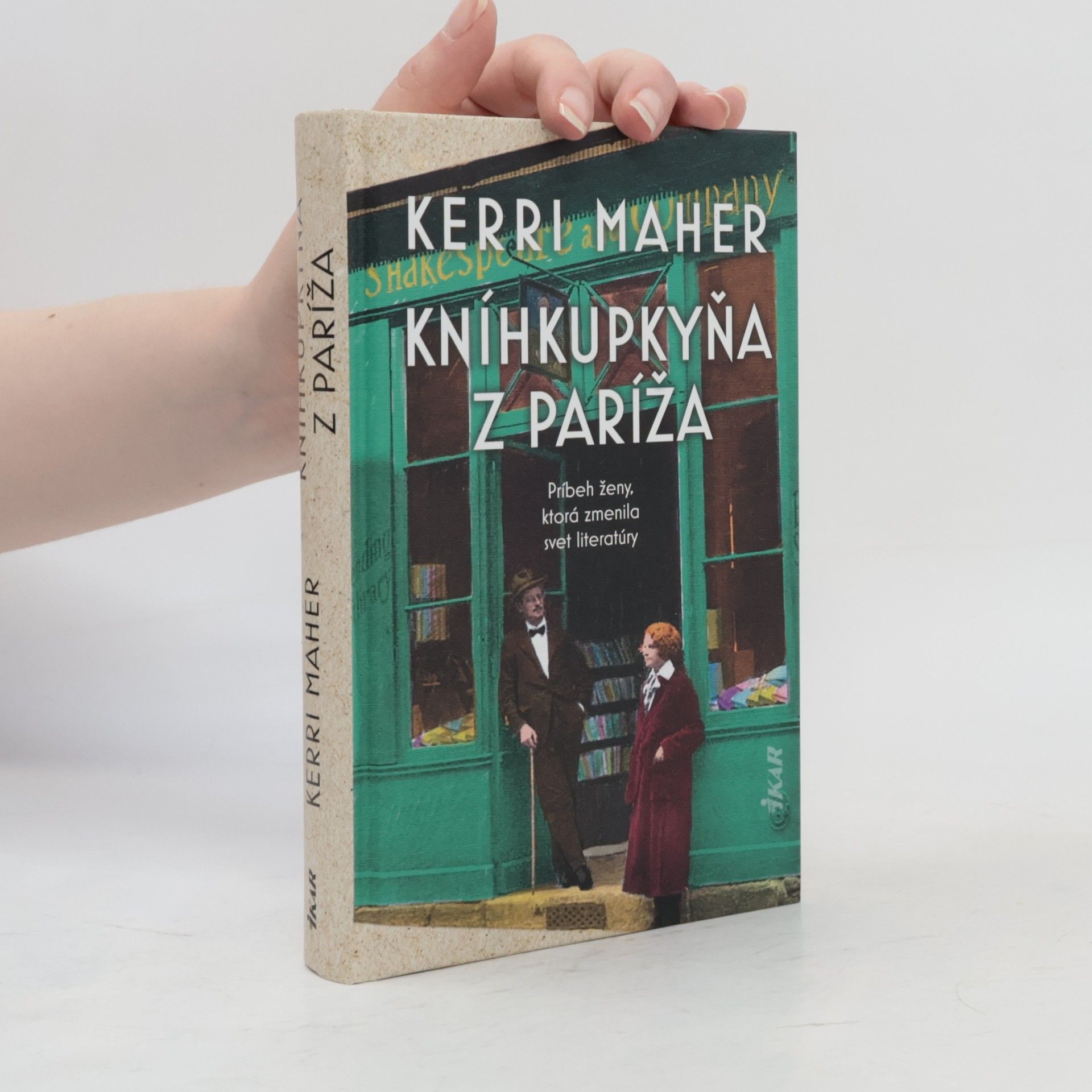 Kerri Maher Kníhkupkyňa z Paríža