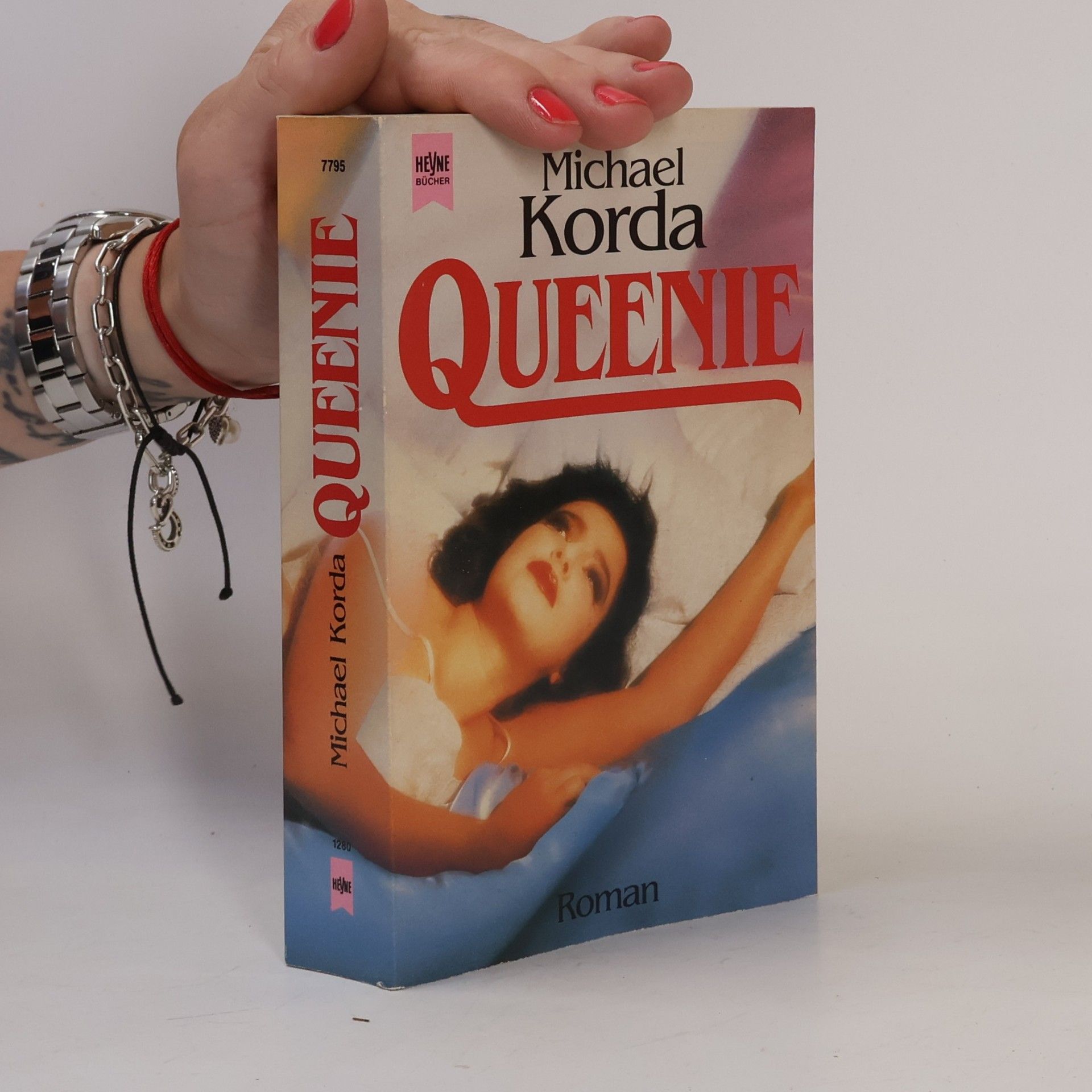 Michael Korda Queenie