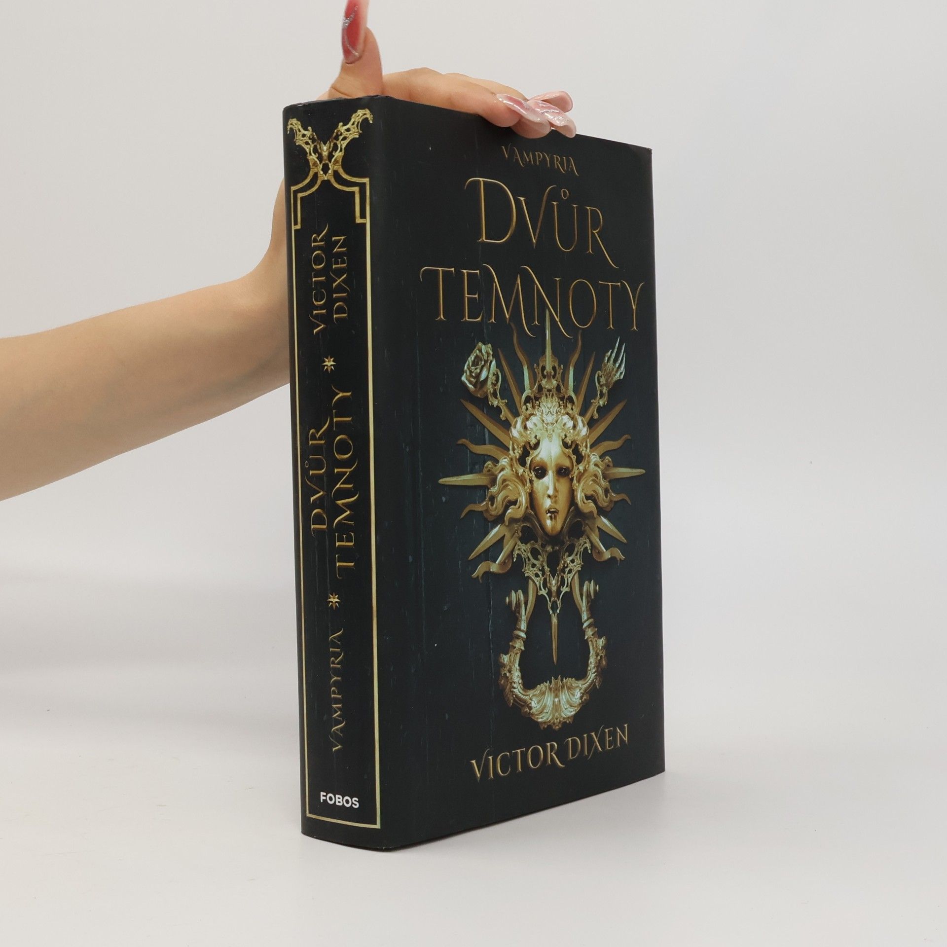 Victor Dixen Vampyria. Dvůr temnoty