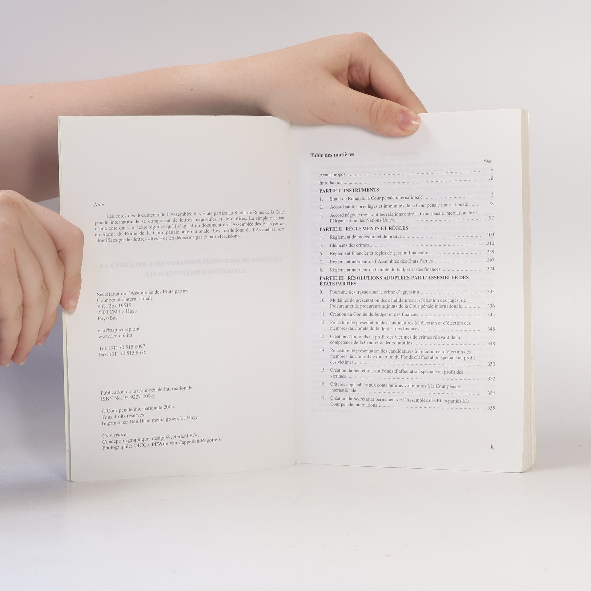 Collectif d'auteurs Sélection de documents fondamentaux relatifs à la Cour Pénale Internationale