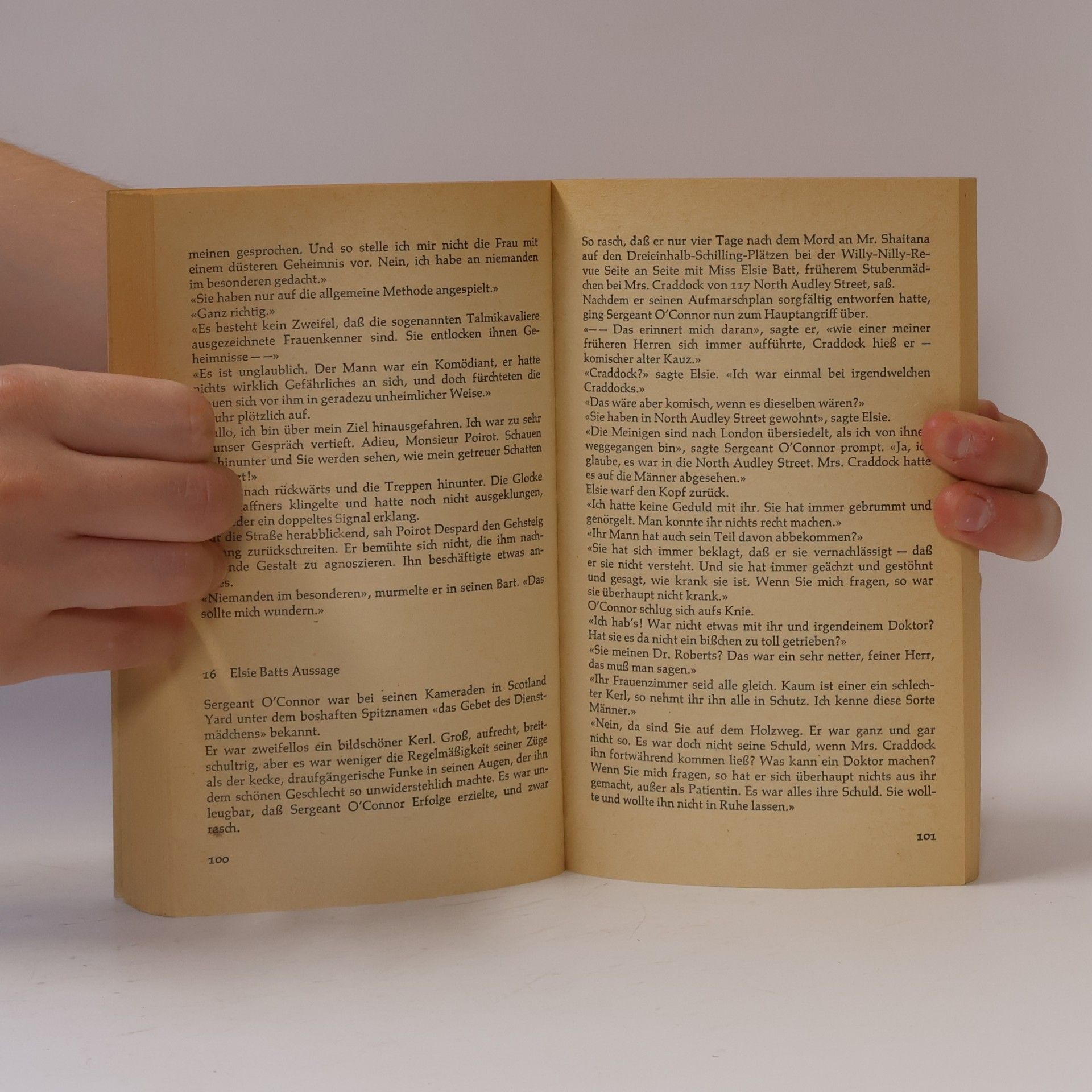 Agatha Christie Mit offenen Karton