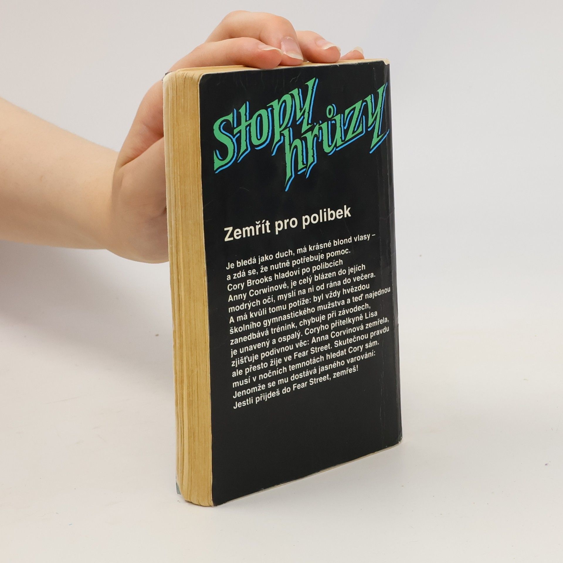 R. L. Stine Nová dívka