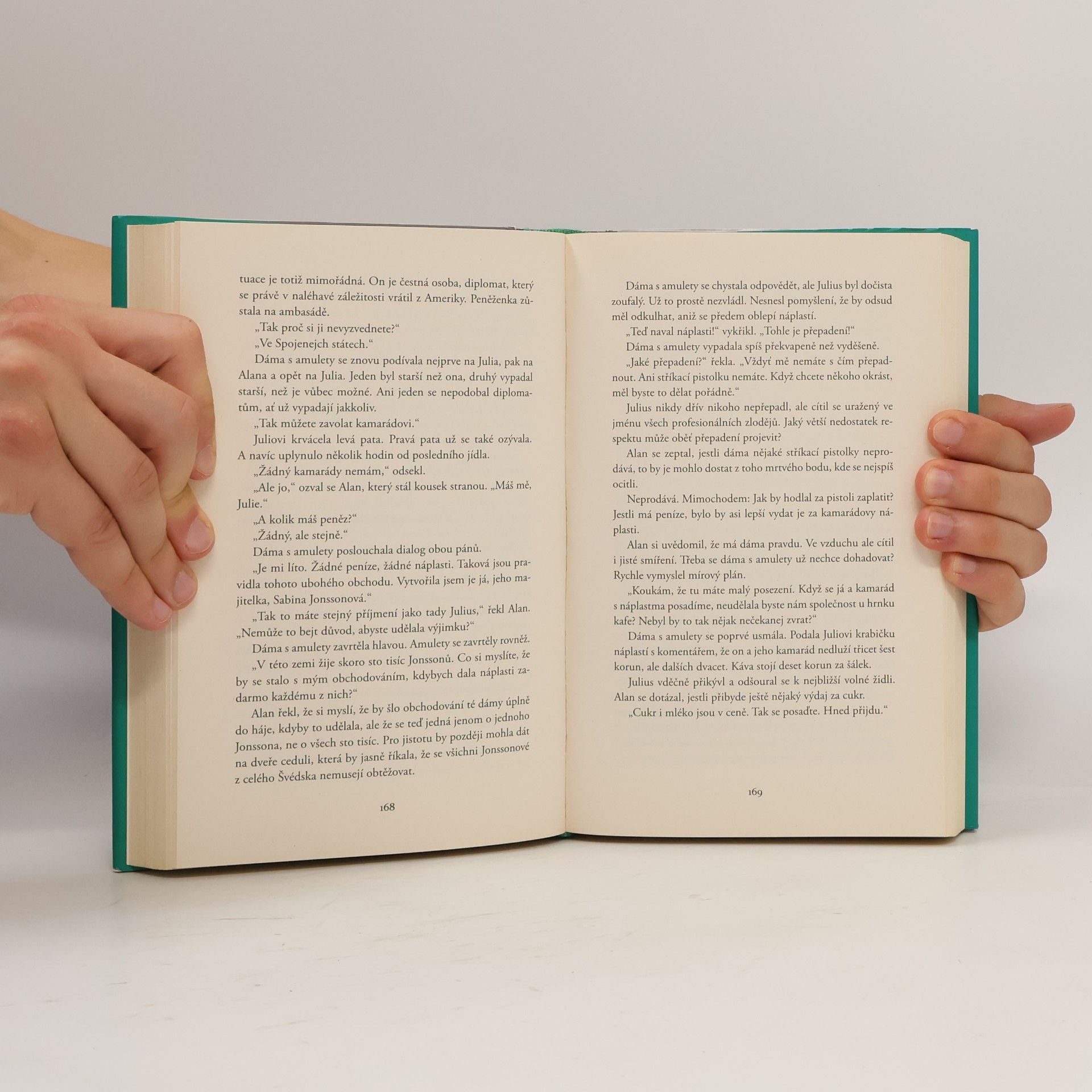 Jonas Jonasson Stojednaletý stařík, který se vrátil, aby zachránil svět