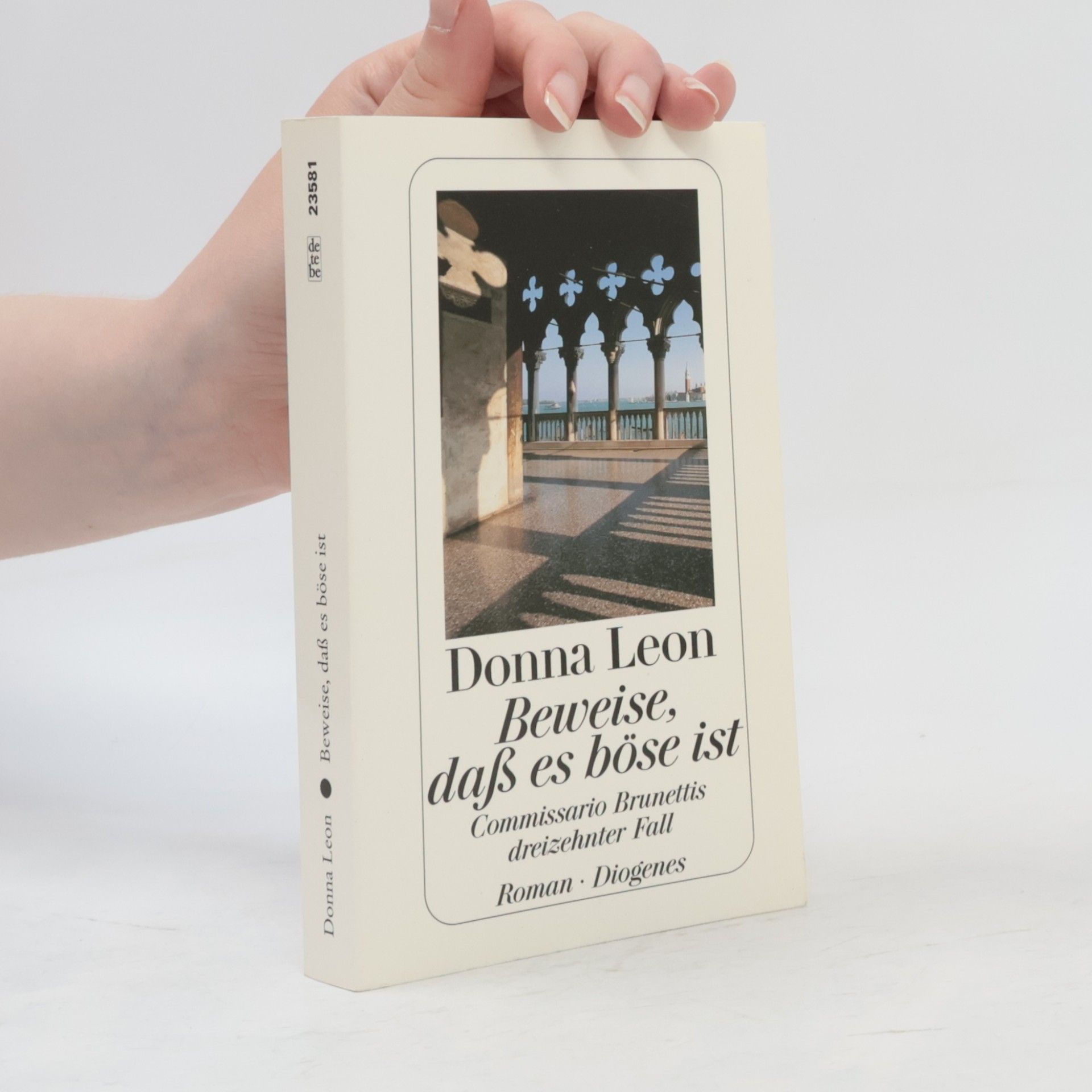Donna Leon Beweise, daß es böse ist