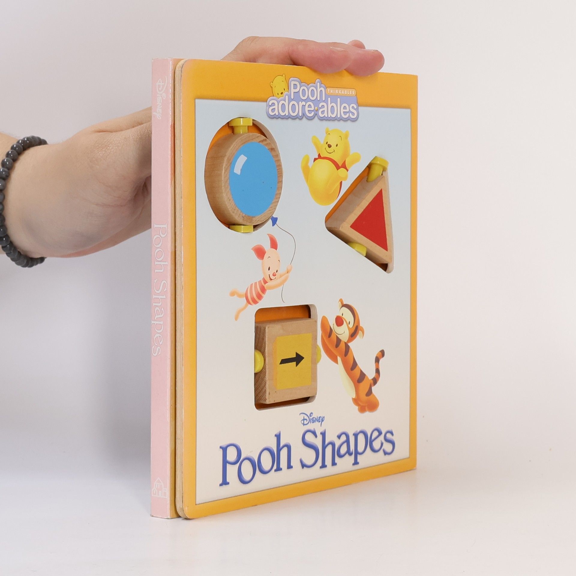 Various authors Pooh Shapes