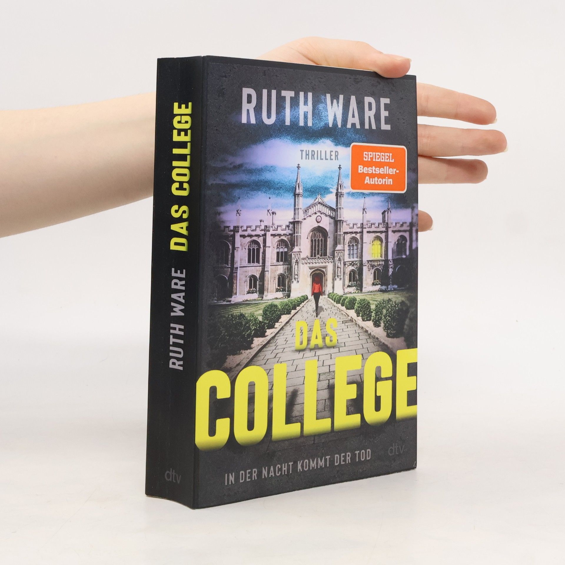 Ruth Ware Das College