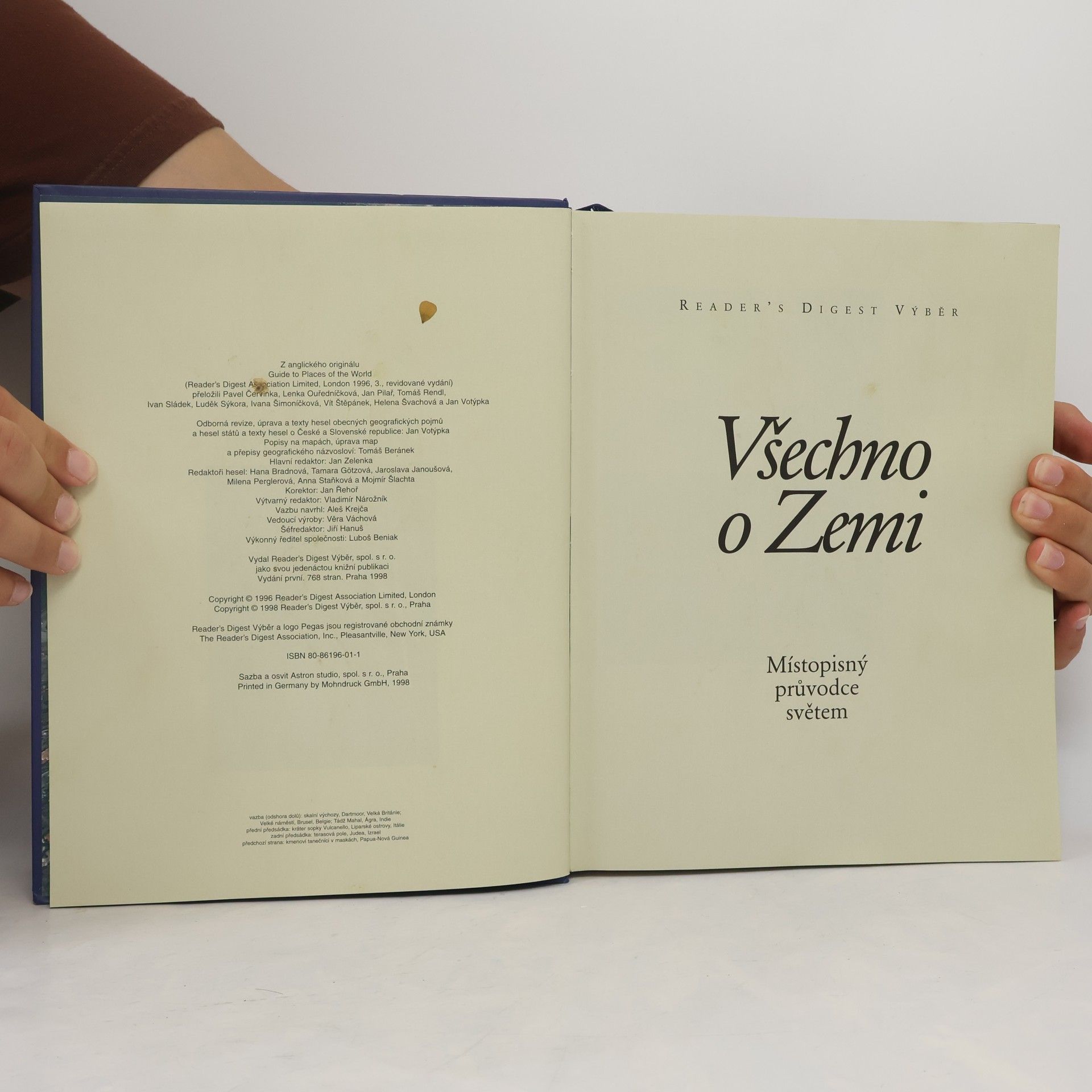 John Palmer Všechno o Zemi