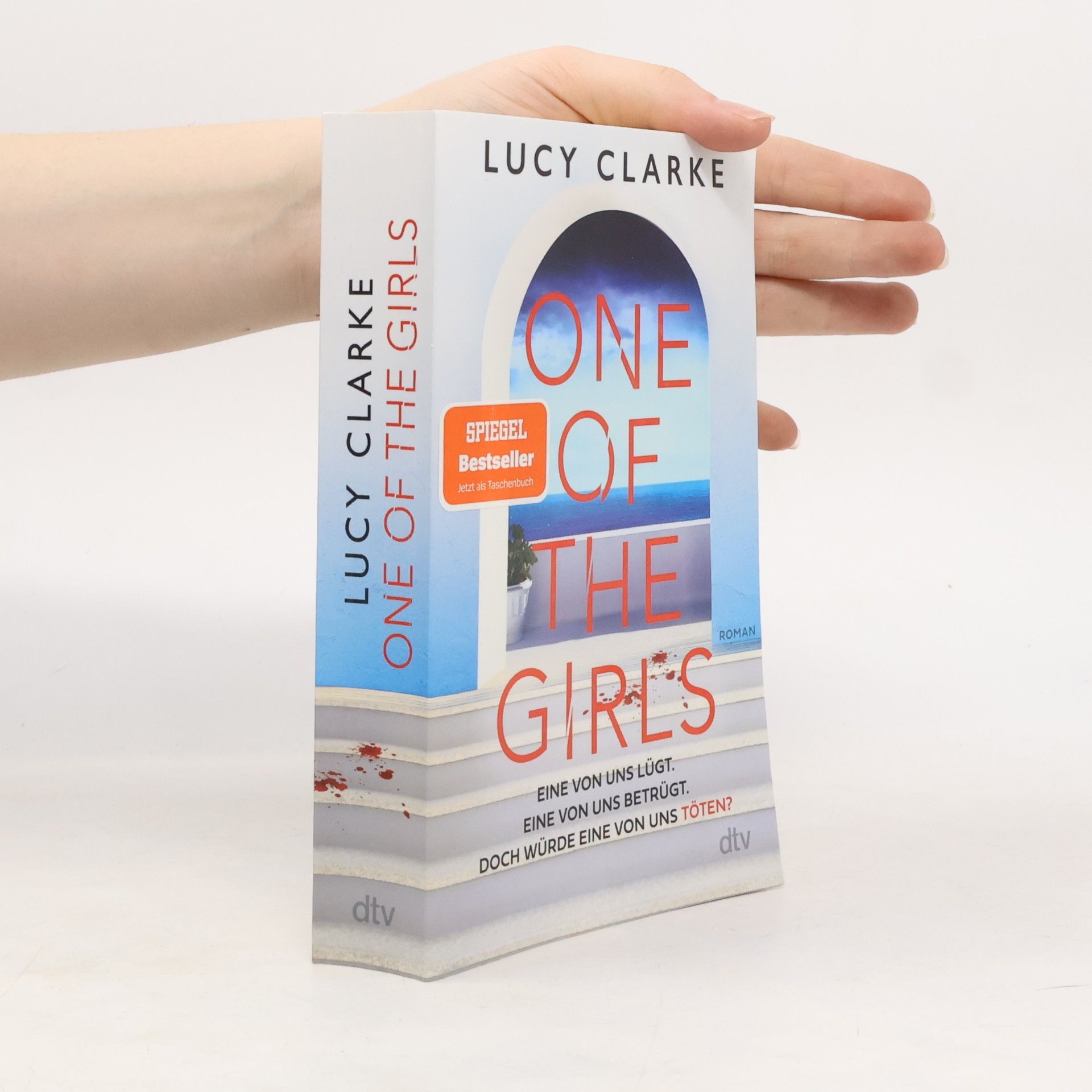 Lucy Clarke One of the Girls