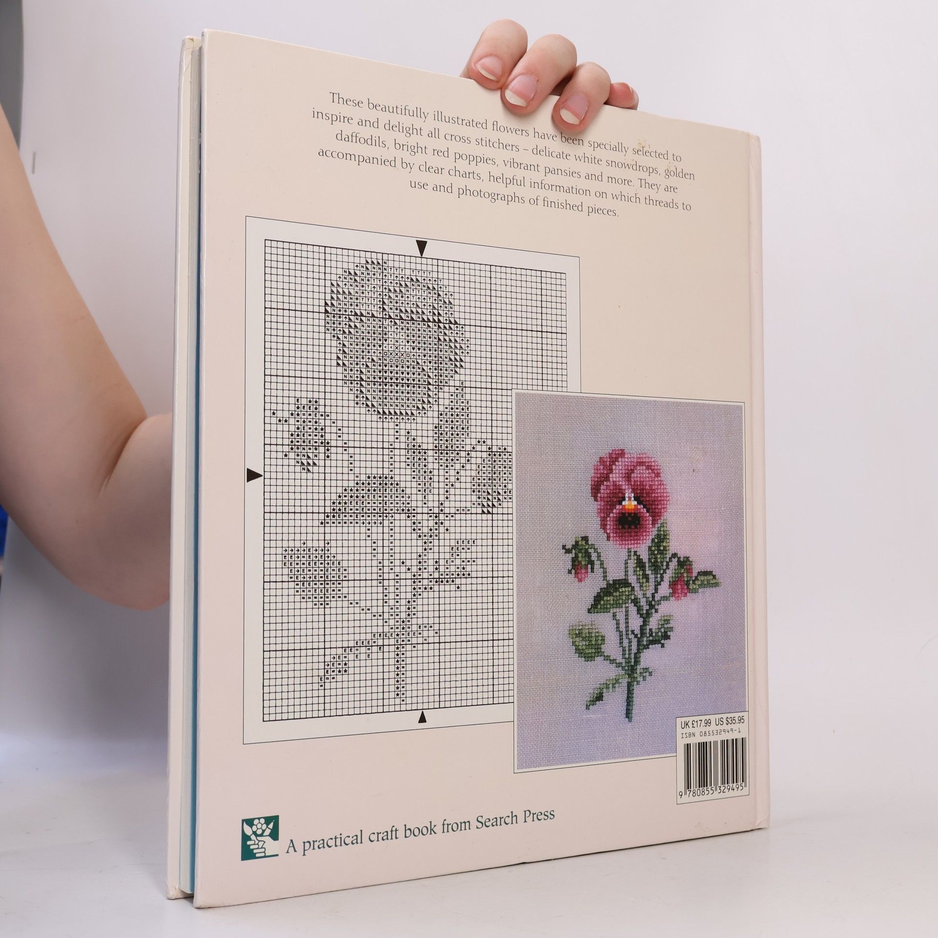 Kai Sirirat Chabault The Floral Year in Cross Stitch