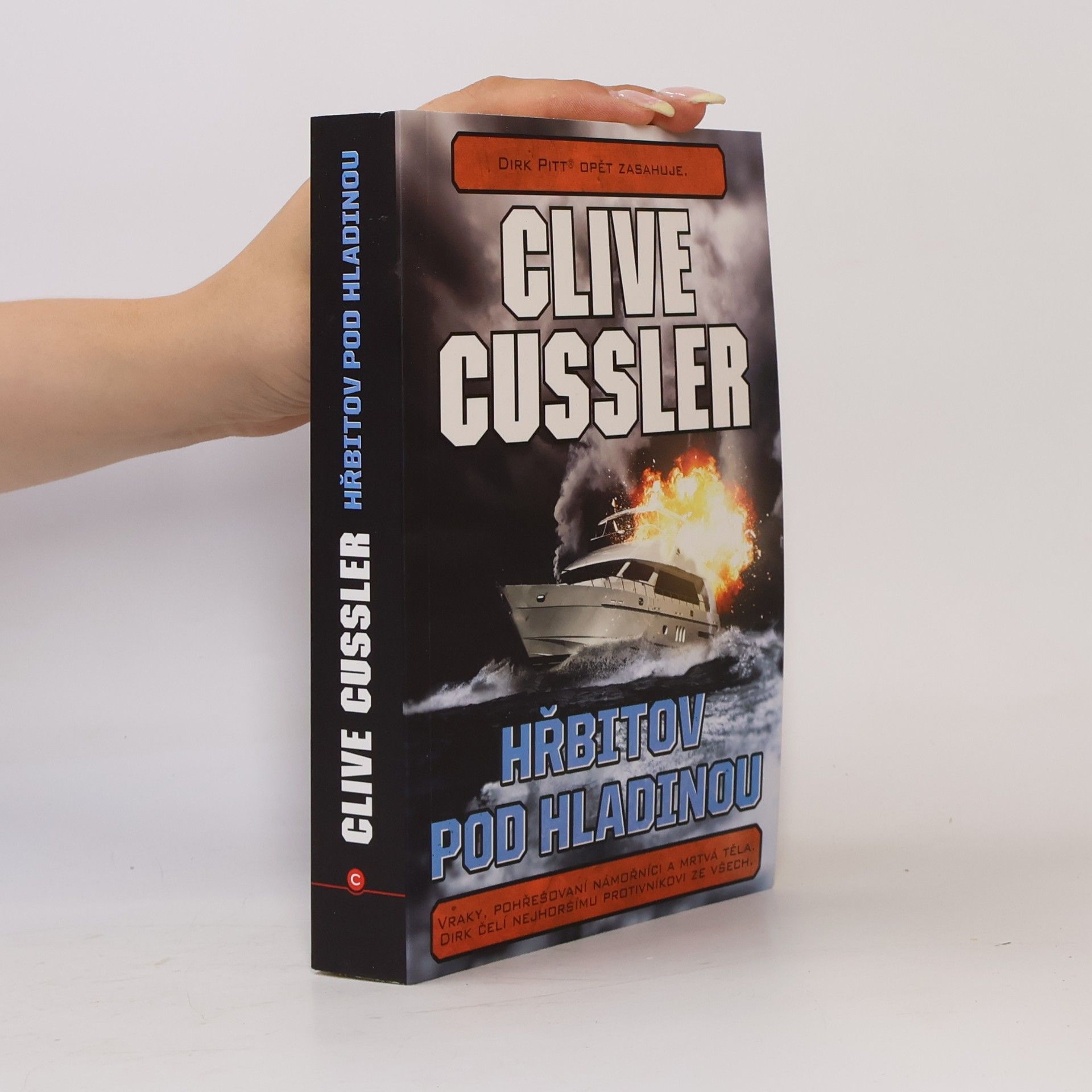 Clive Cussler Hřbitov pod hladinou