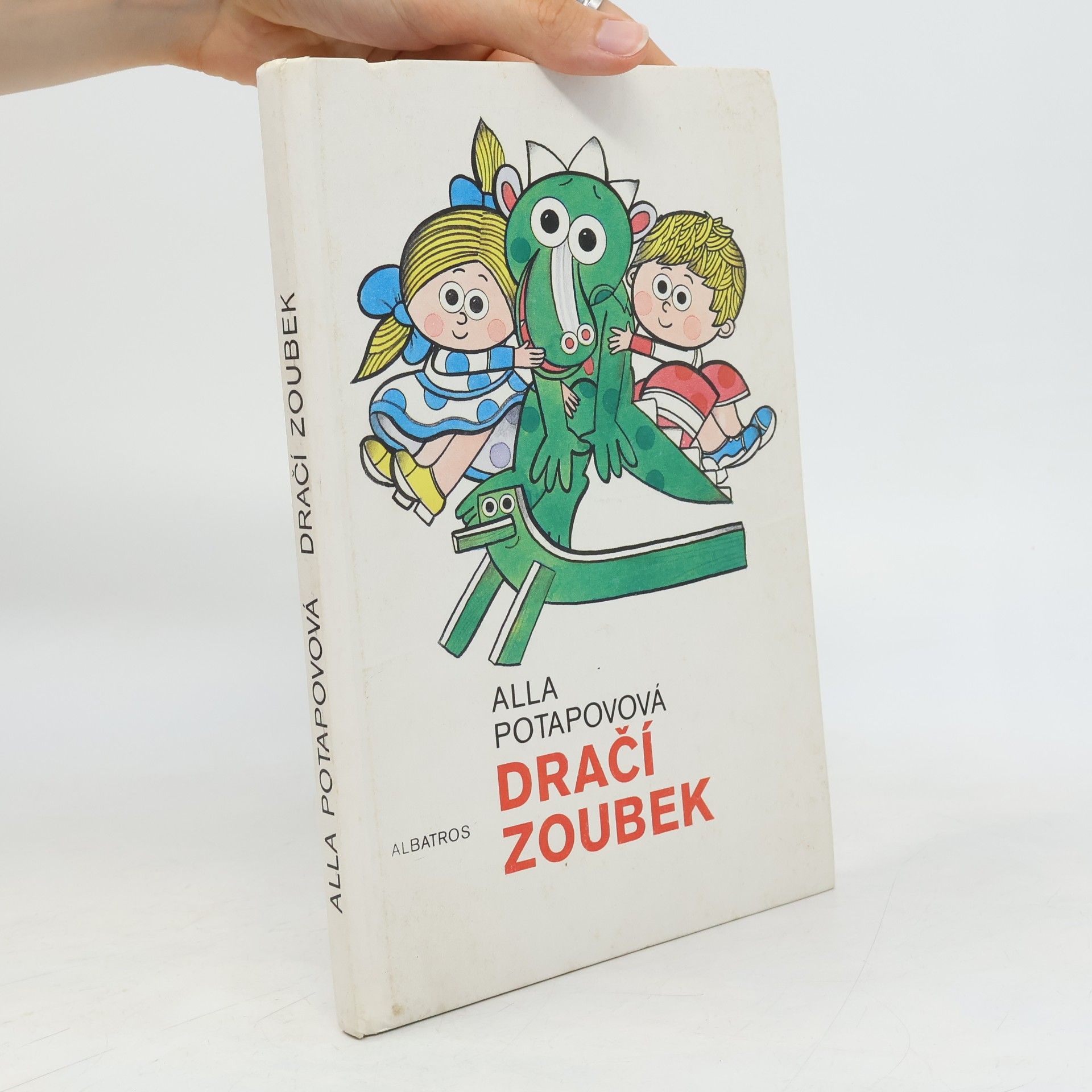 Alla Potapova Dračí zoubek