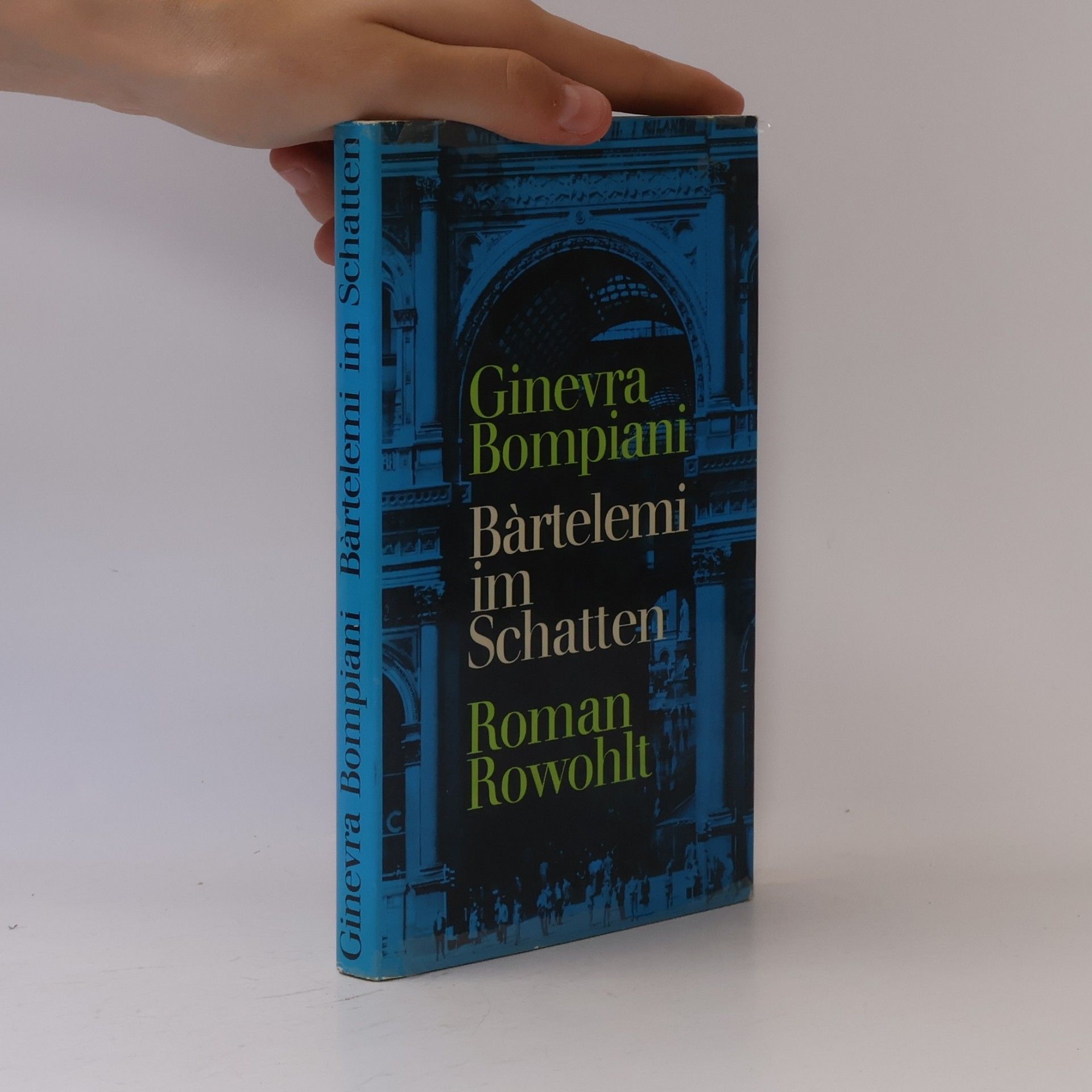 Ginevra Bompiani Bàrtelemi im Schatten