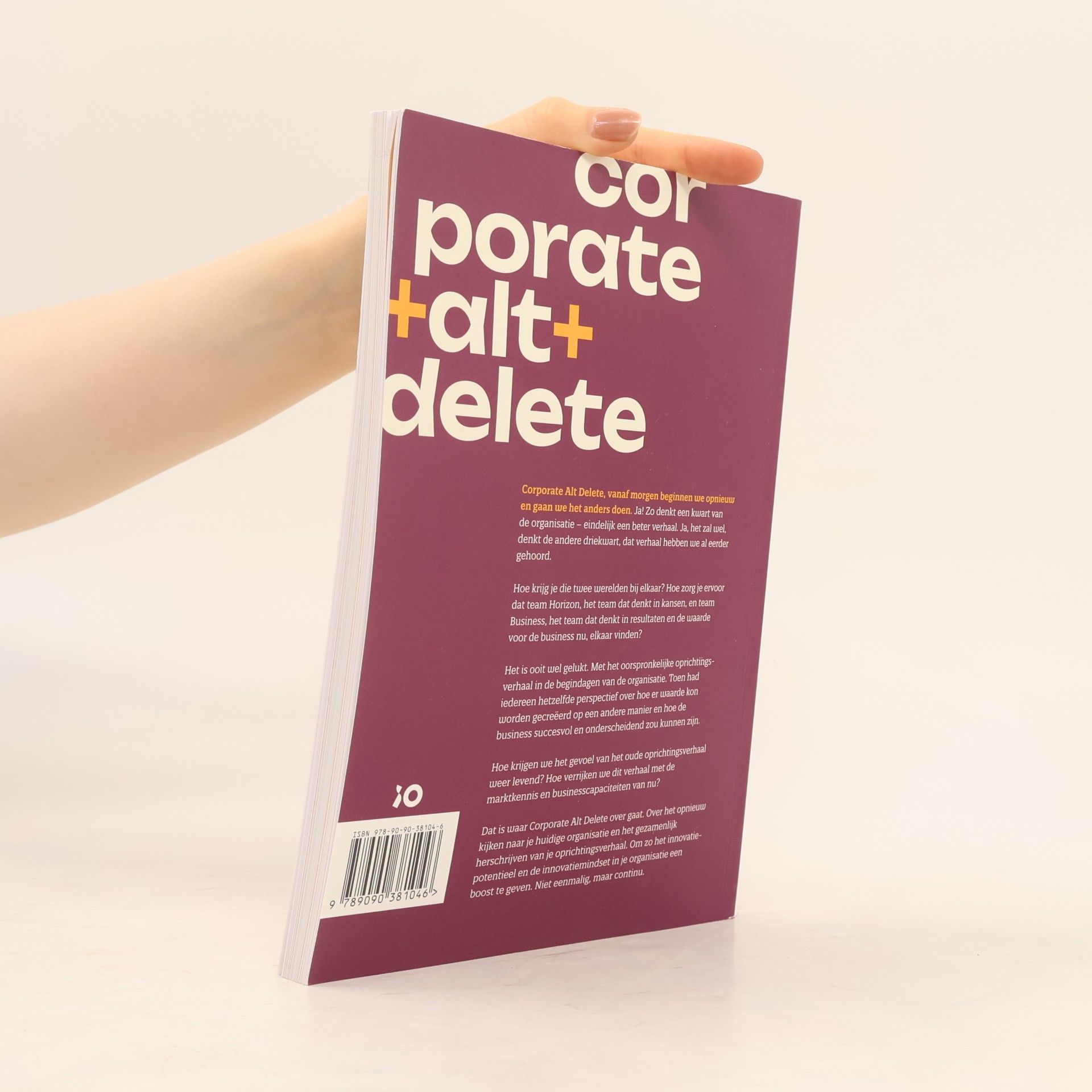 Uilke Duinstra Corporate+alt+delete