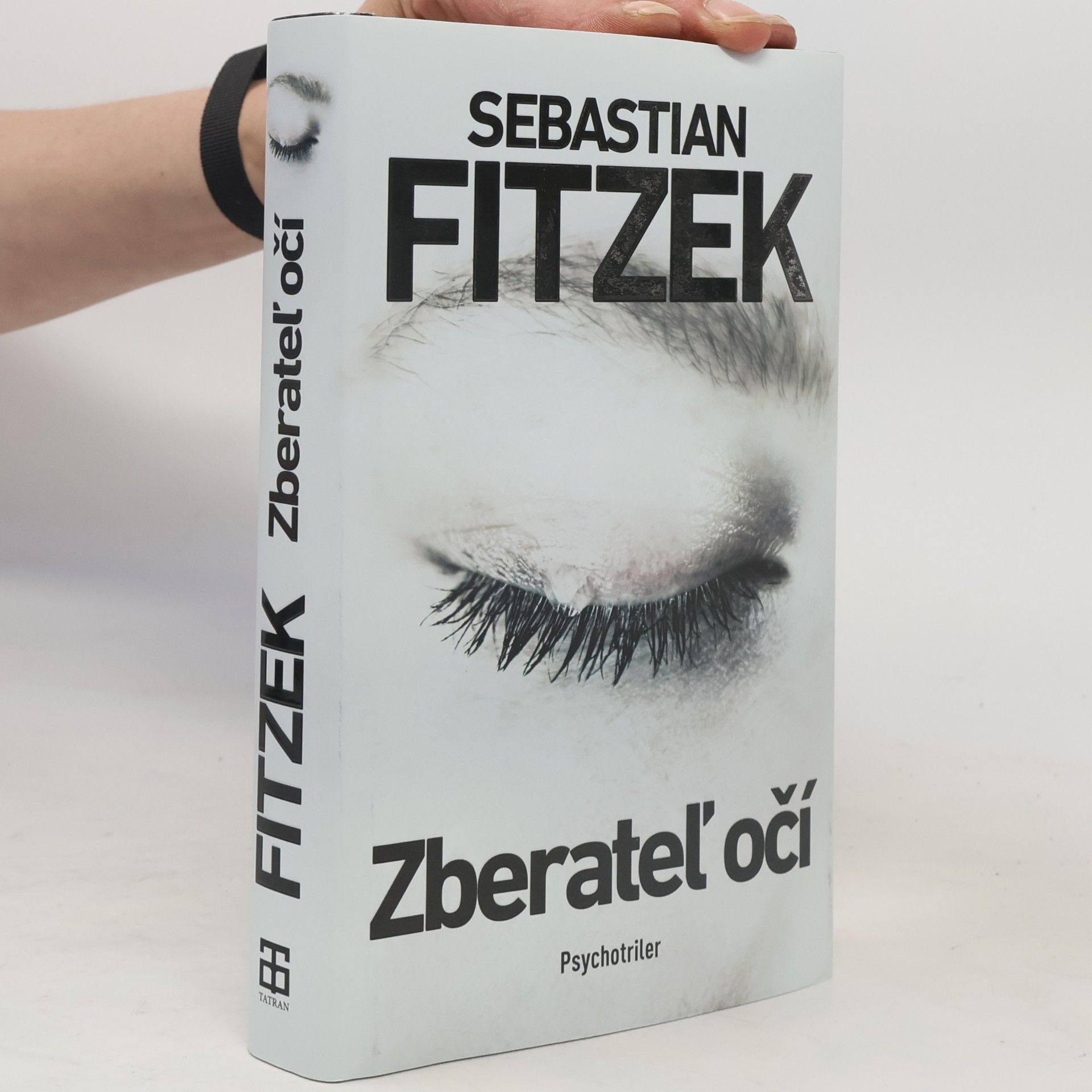 Sebastian Fitzek Zberateľ očí