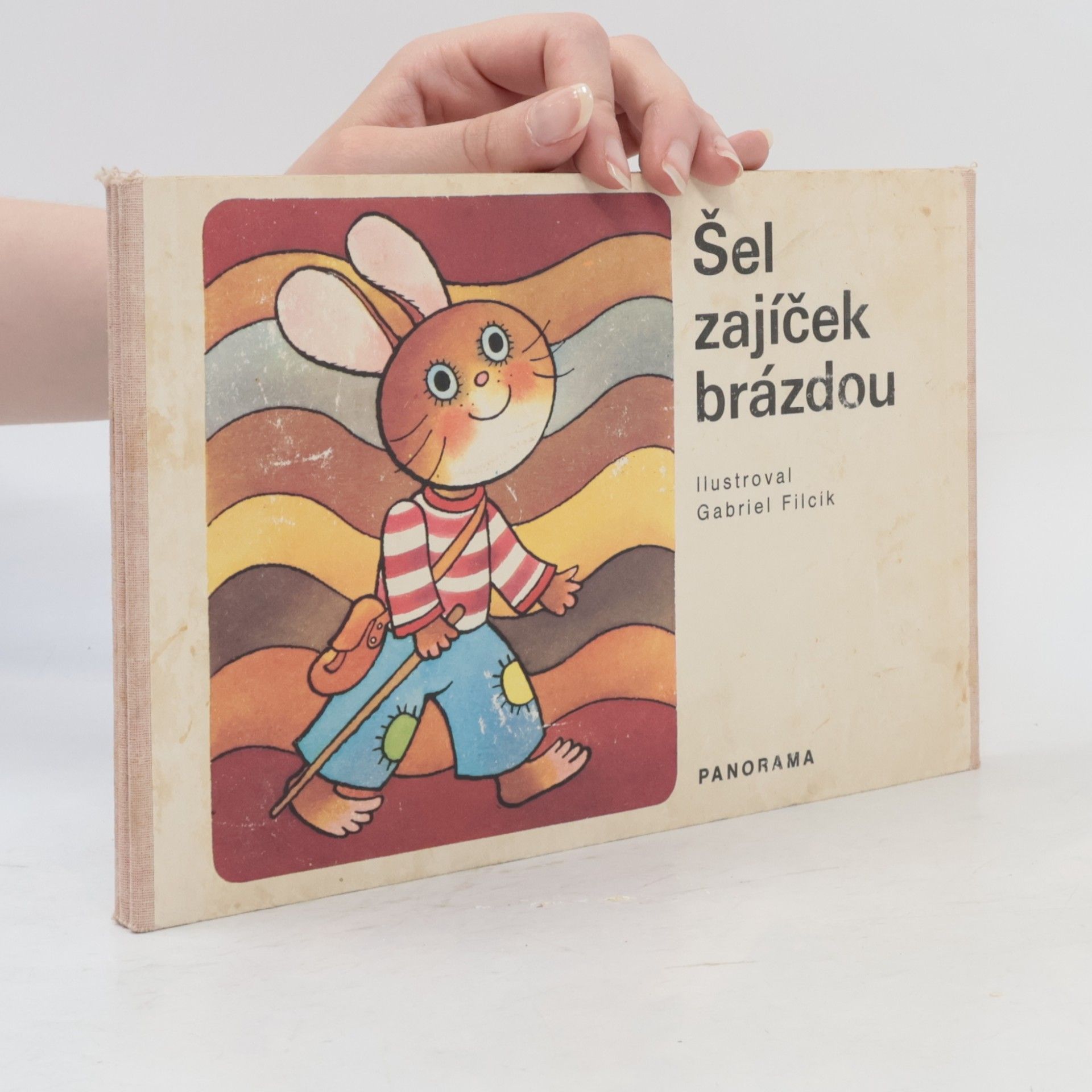 Eva Košňárová Šel zajíček brázdou