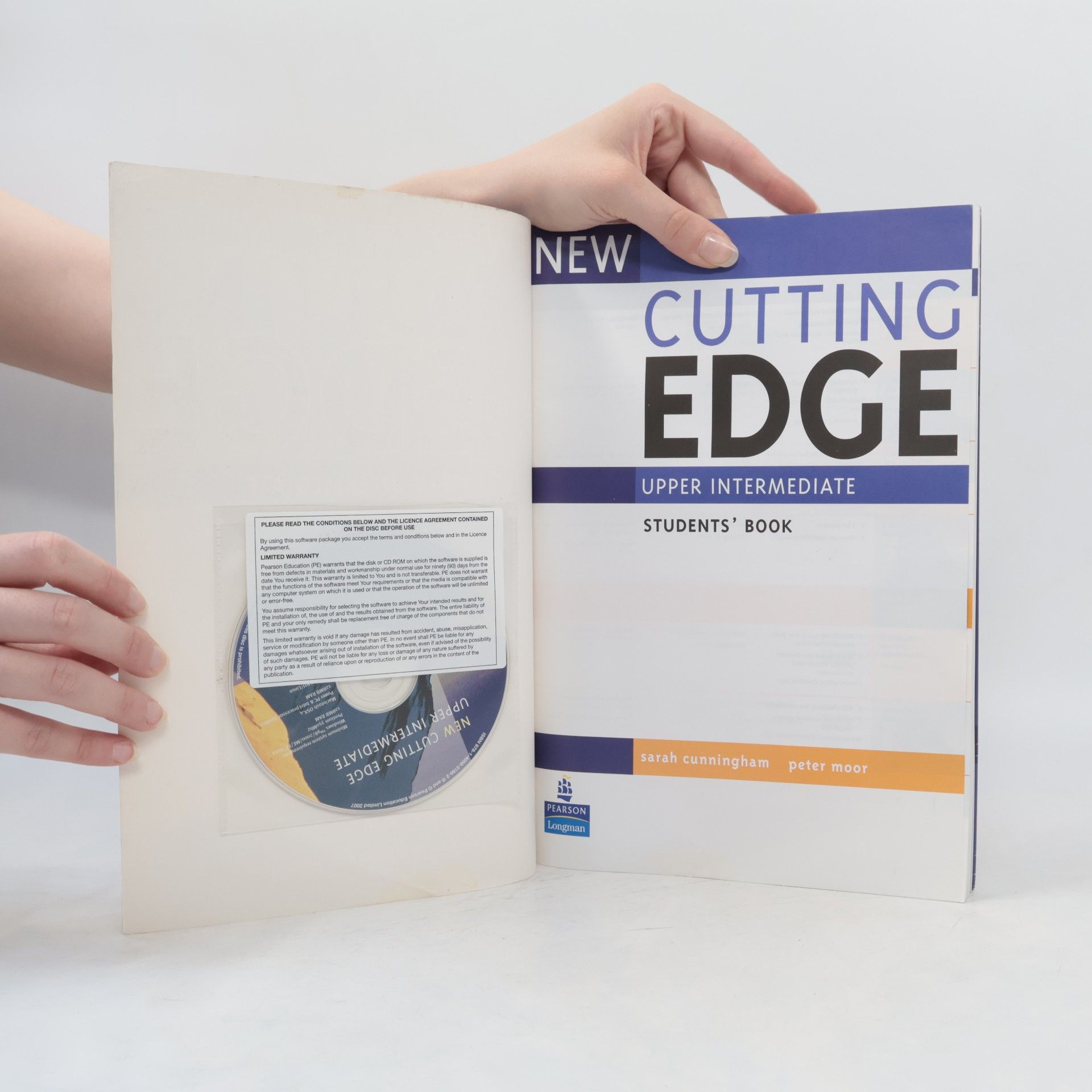 Sarah Cunningham New cutting edge : upper intermediate. Students' book