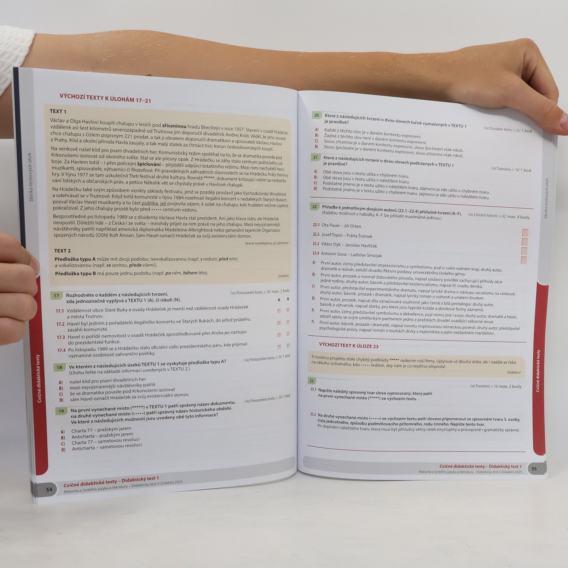 Collectif d'auteurs Maturita z českého jazyka a literatury. Didaktický test 2026