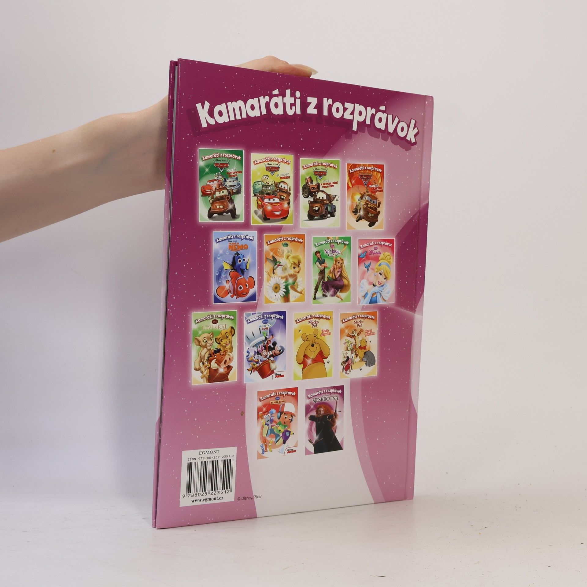 Collectif d'auteurs Neskrotná