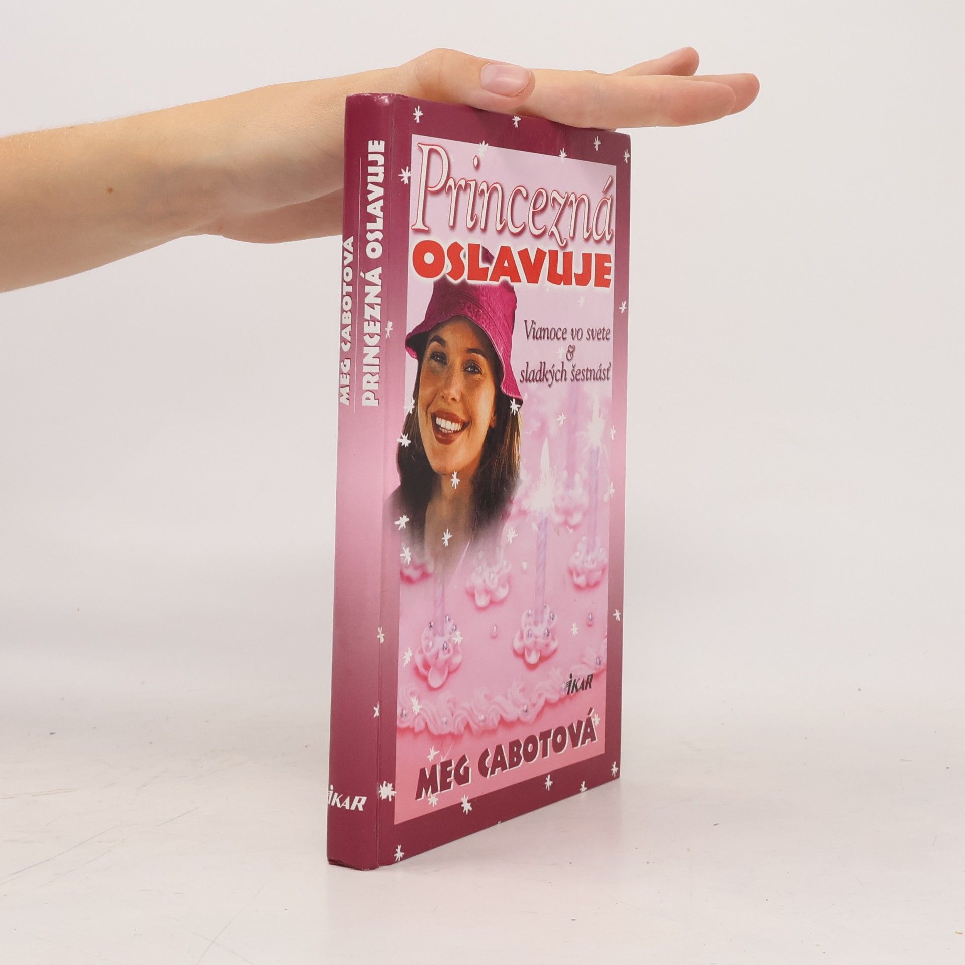 Meg Cabot Princezná oslavuje Vianoce vo svete a sladkých šestnásť