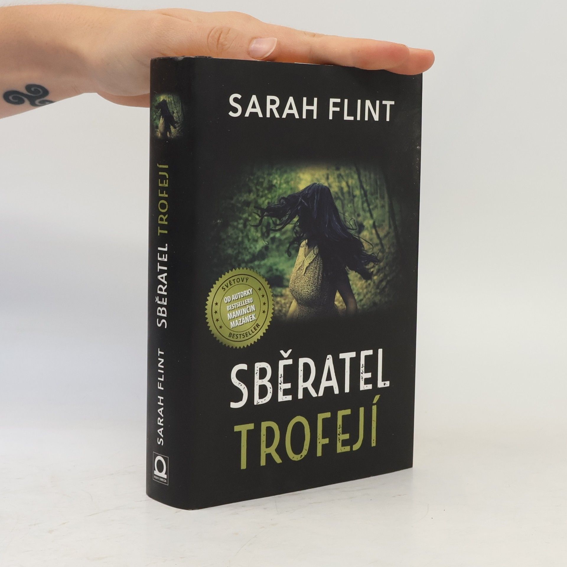 Sarah Flint Sběratel trofejí