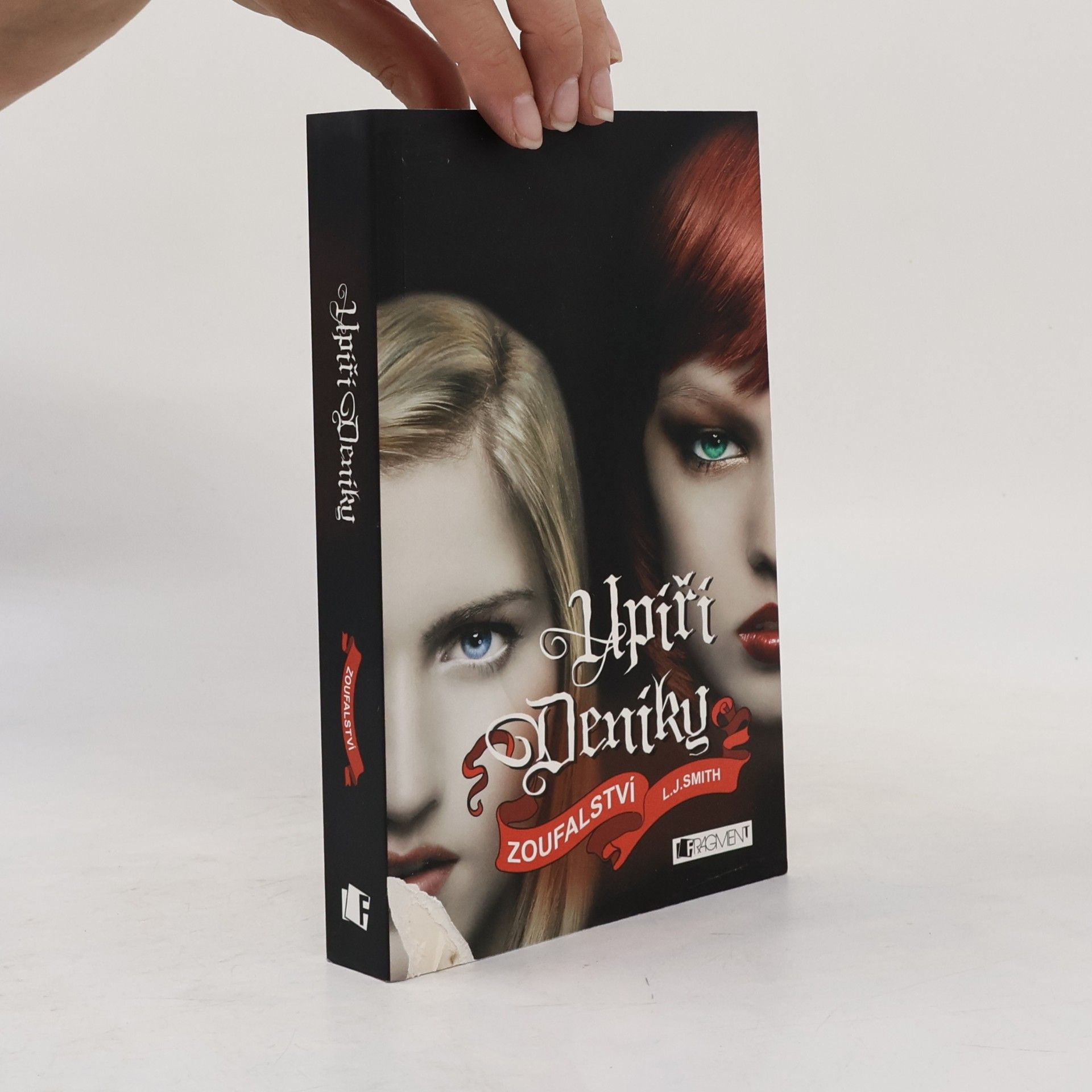 Lisa J. Smith Upíří deníky. Zoufalství
