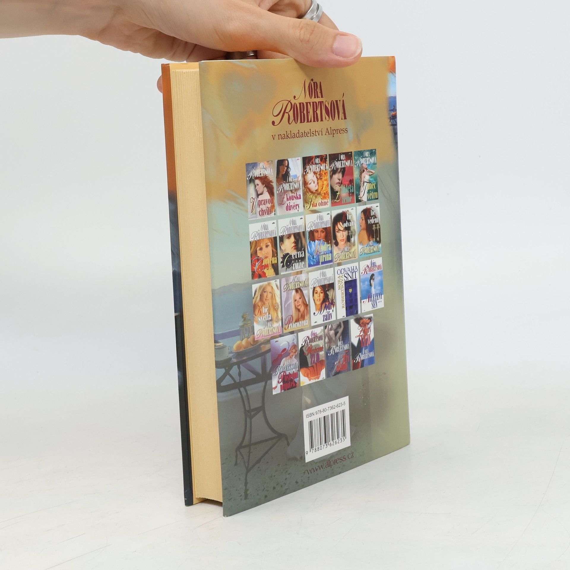 Nora Roberts Sluneční drahokamy