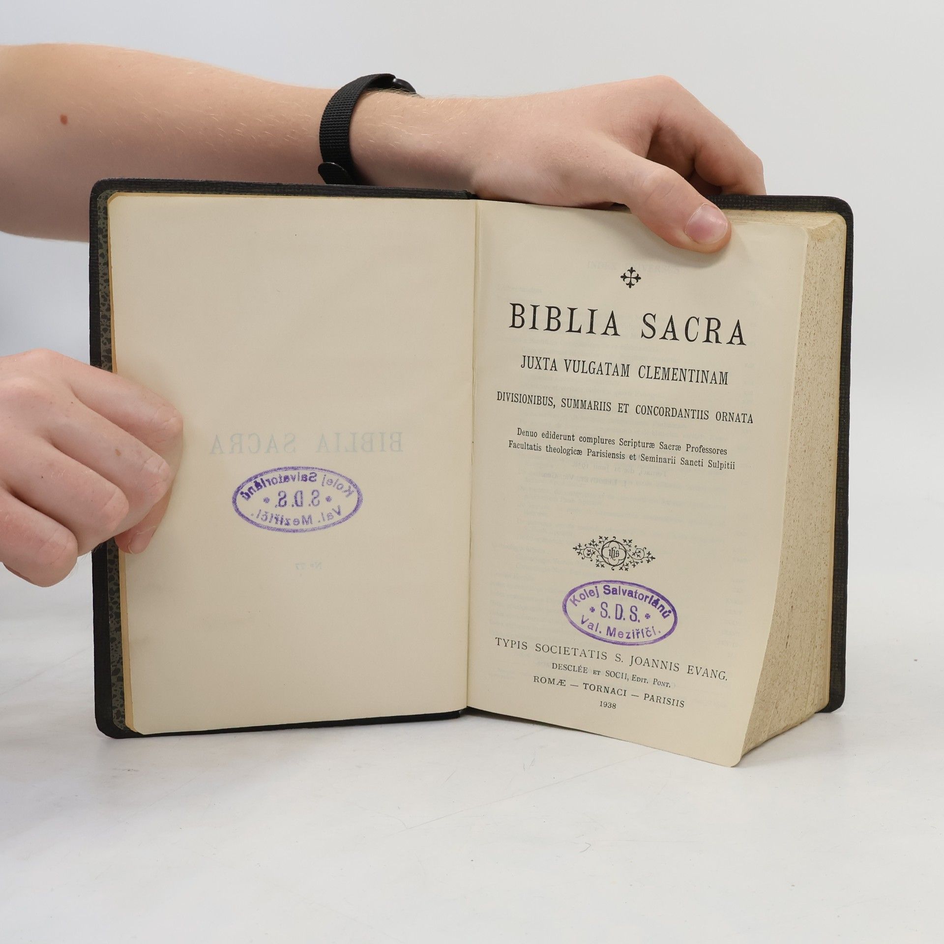 Kolektív autorov Biblia Sacra
