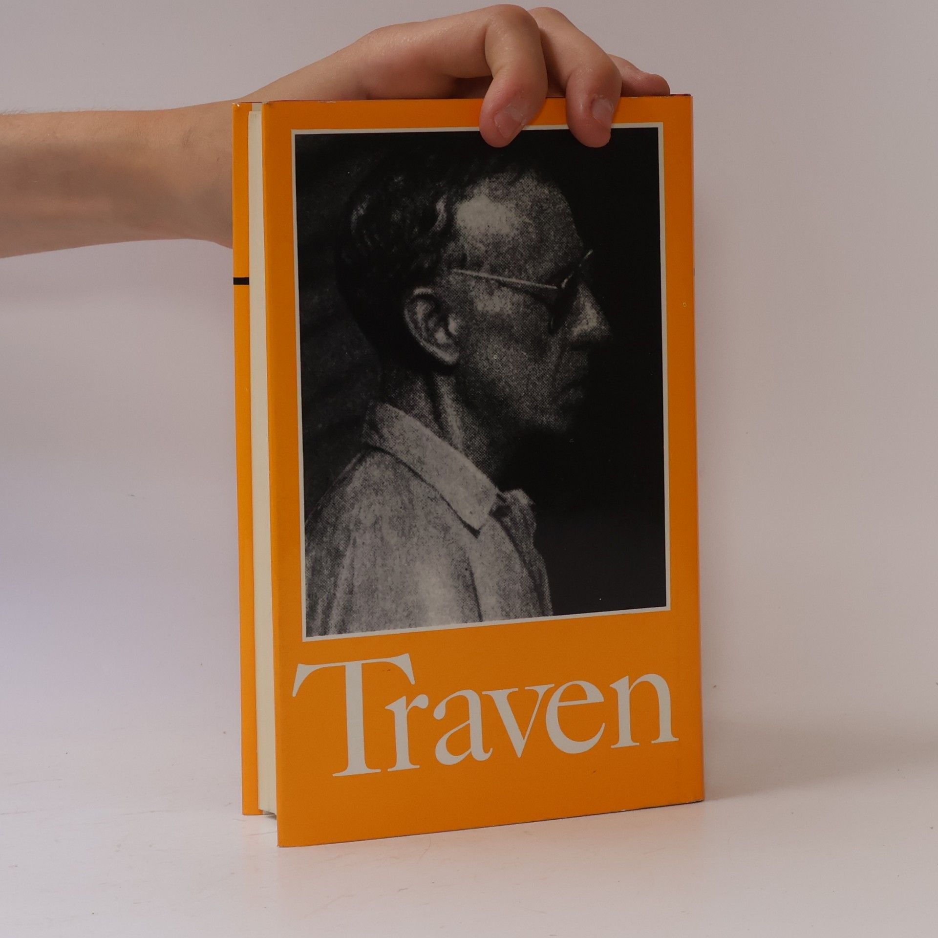 B. Traven Abenteuergeschichten