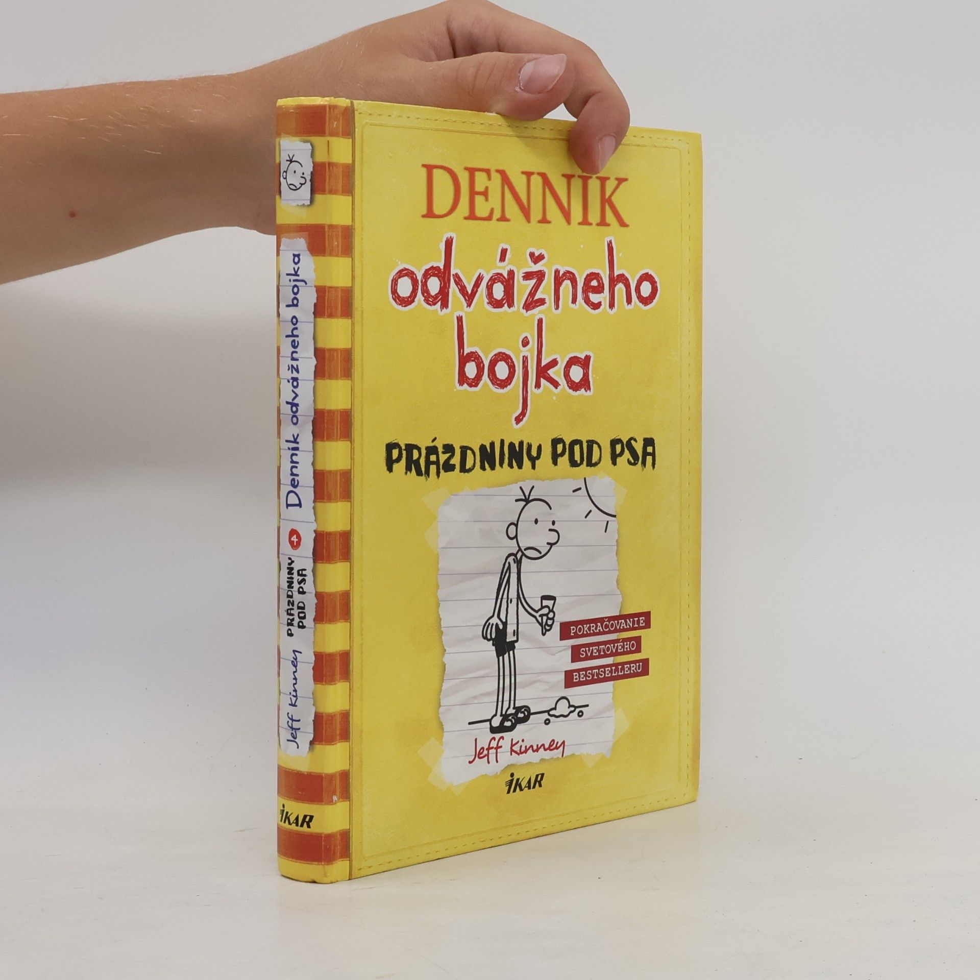 Jeff Kinney Denník odvážneho bojka 4: Prázdniny pod psa