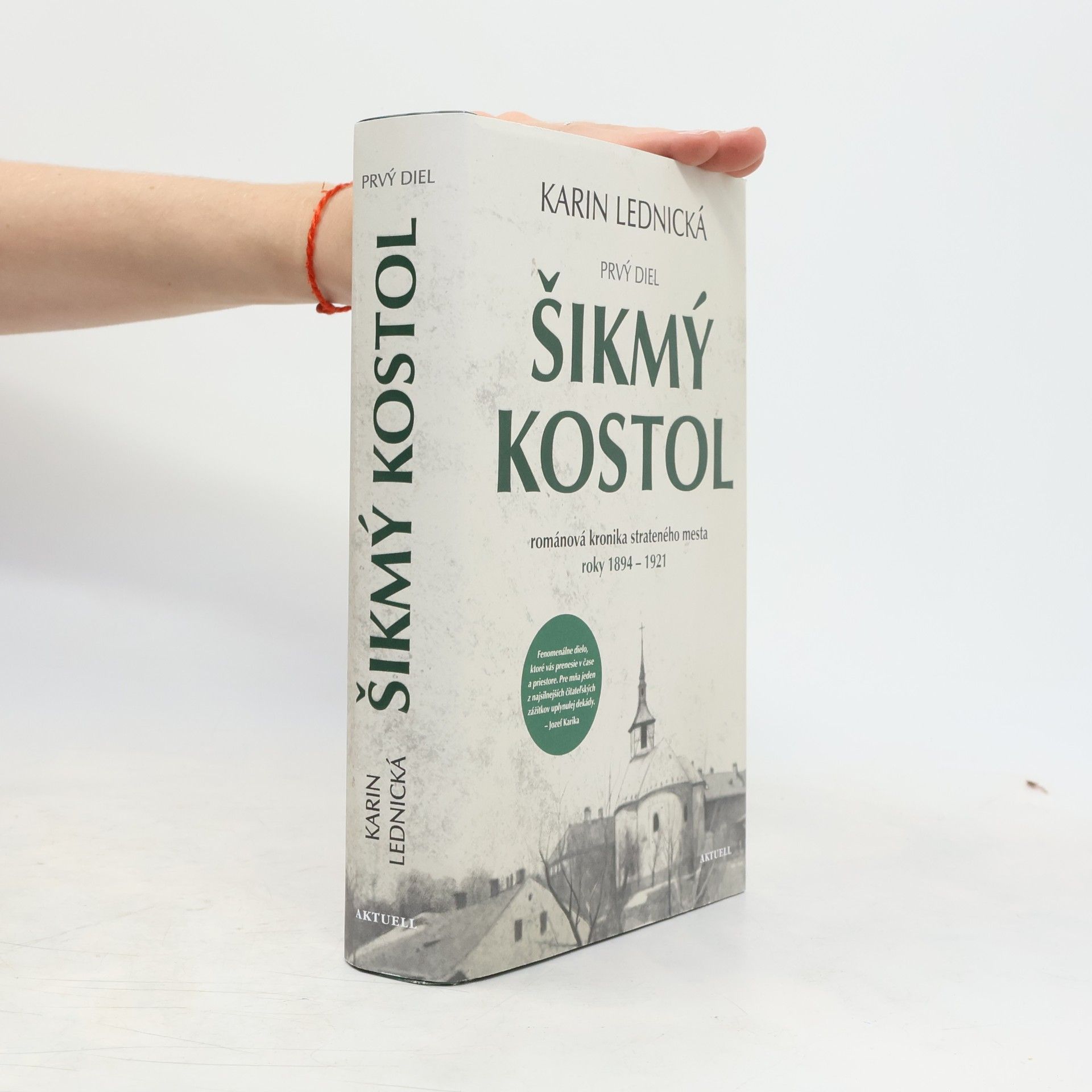 Karin Lednická Šikmý kostol 1