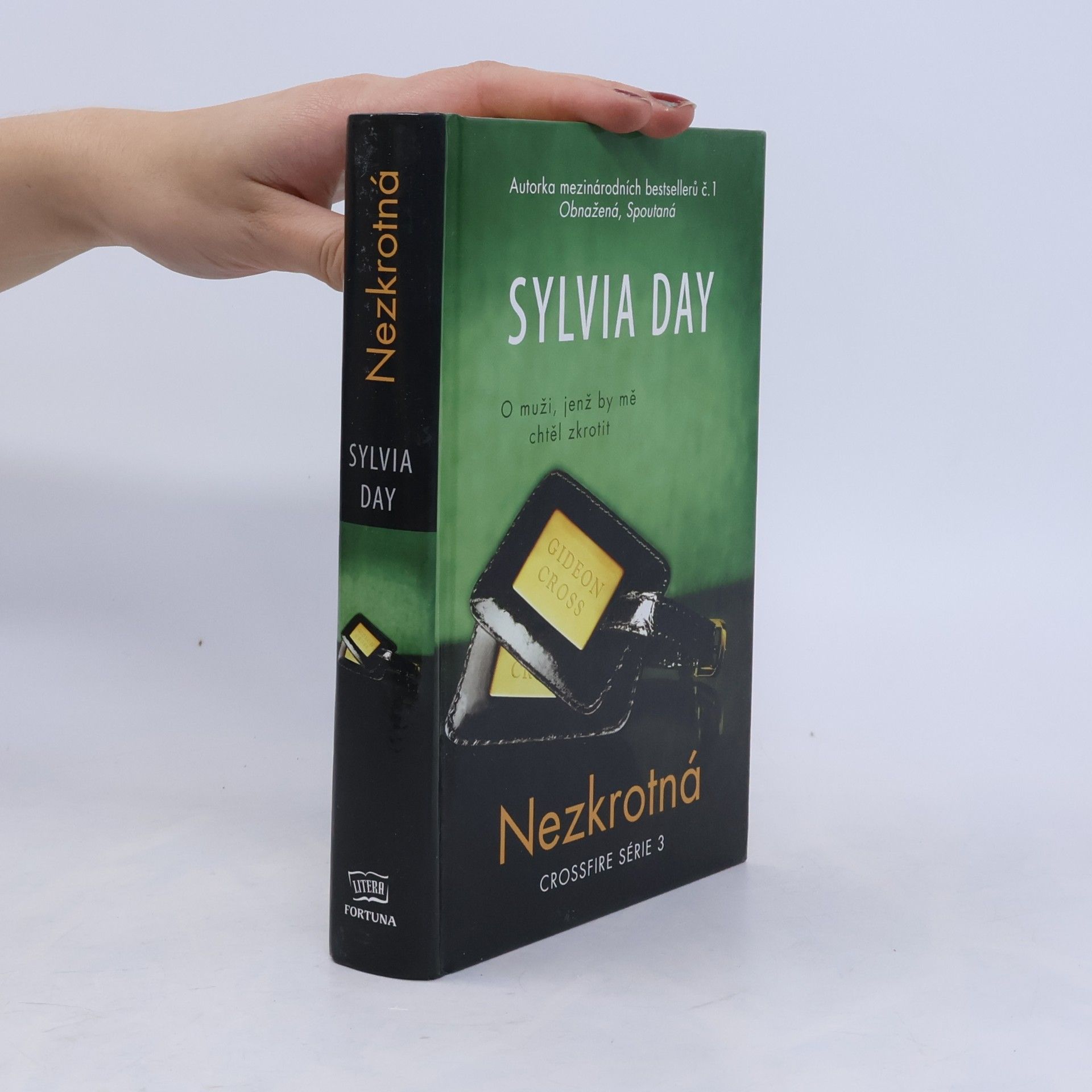 Sylvia Day Nezkrotná