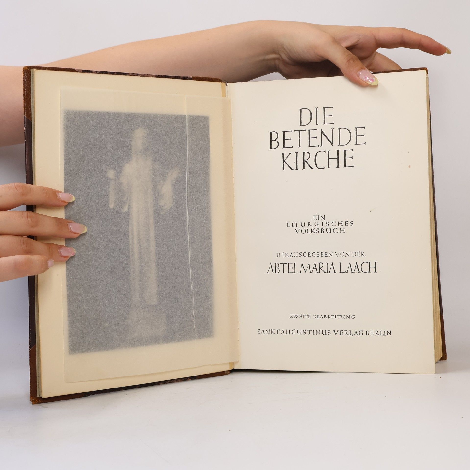 Abtei Maria Laach Die betende Kirche