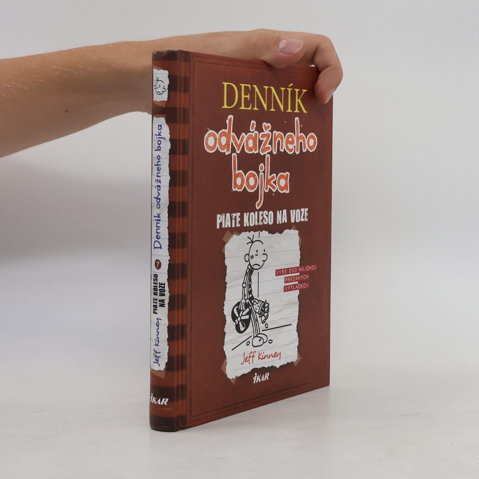 Jeff Kinney Denník odvážneho bojka 7. Piate koleso na voze