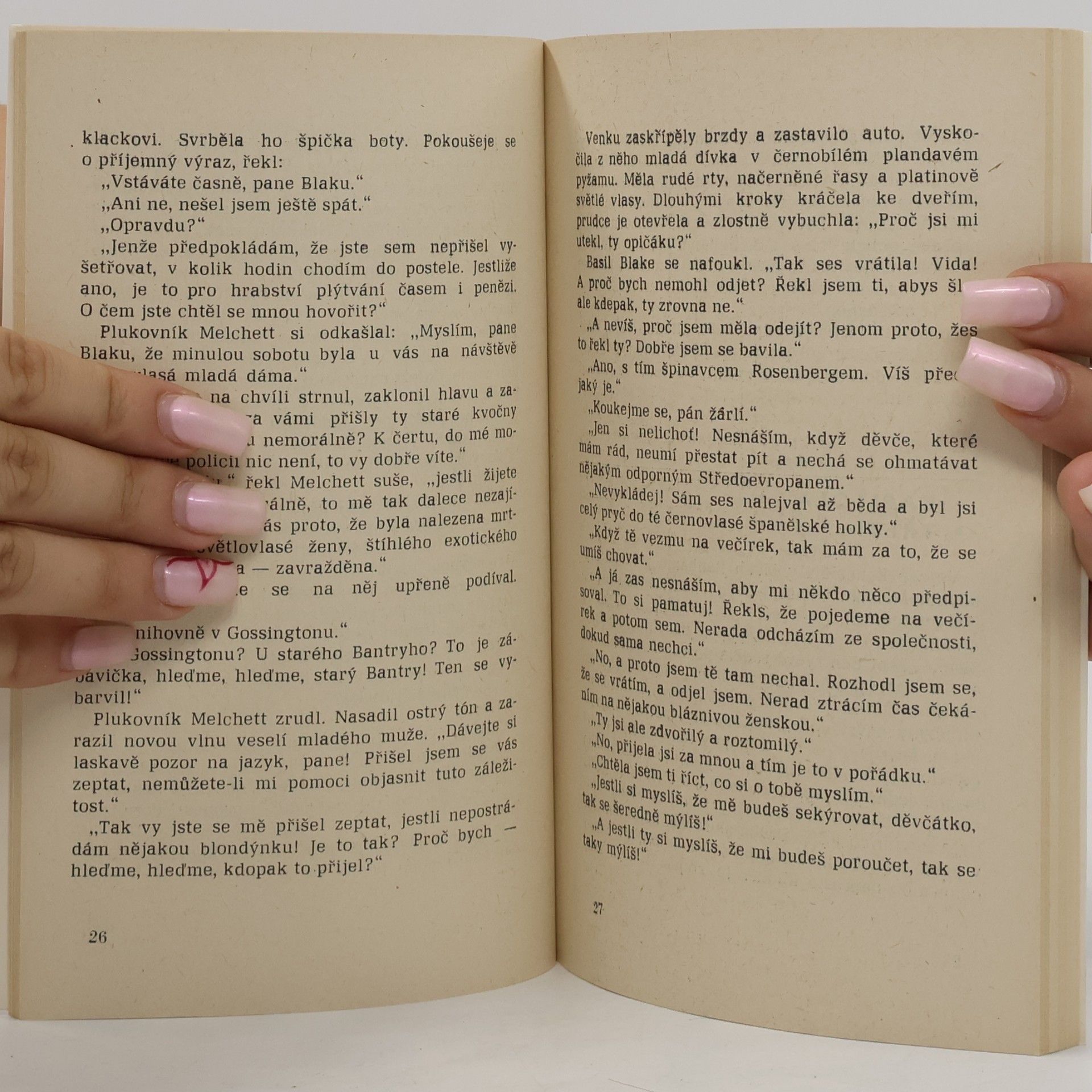 Agatha Christie Mrtvá v knihovně