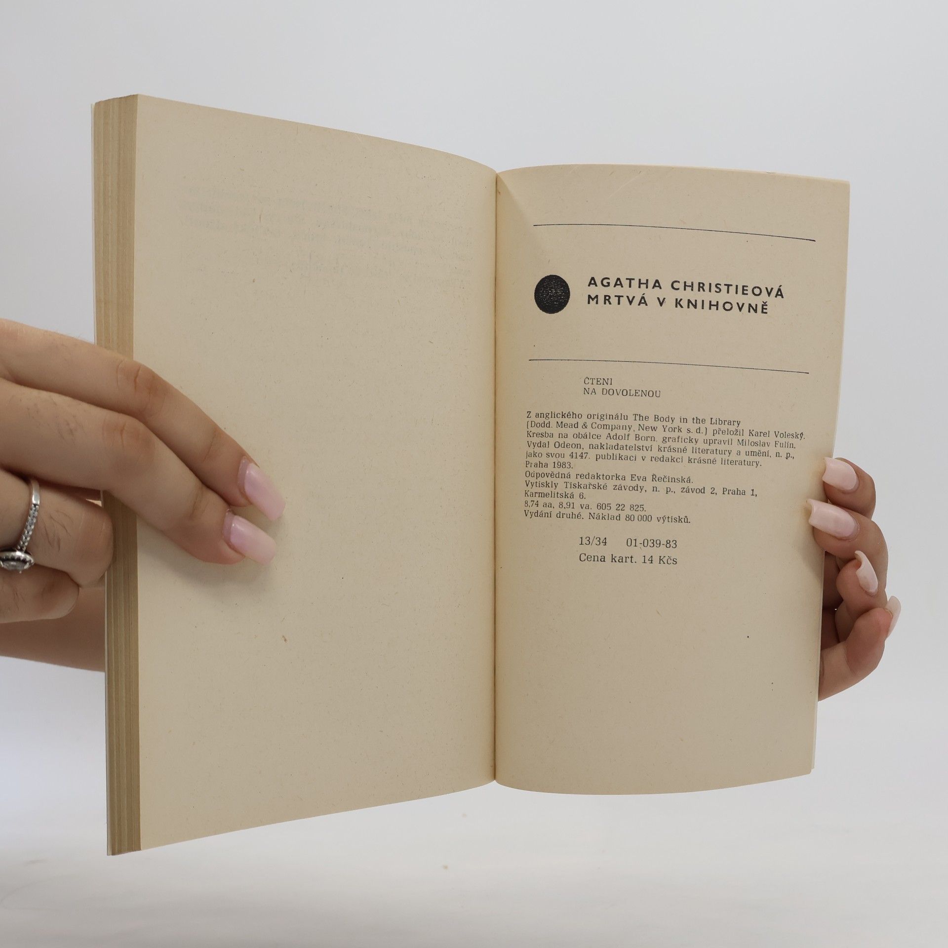 Agatha Christie Mrtvá v knihovně