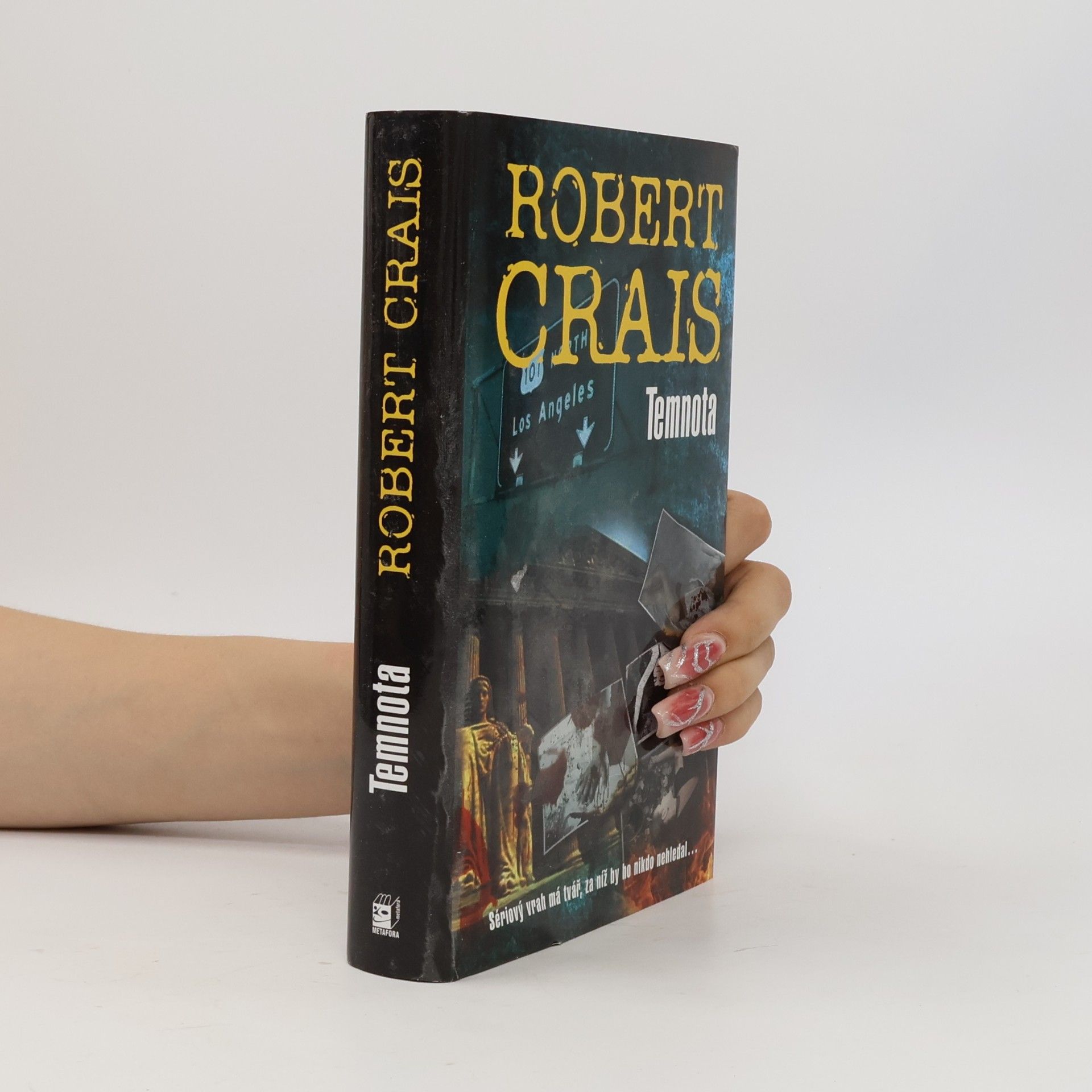 Robert Crais Temnota