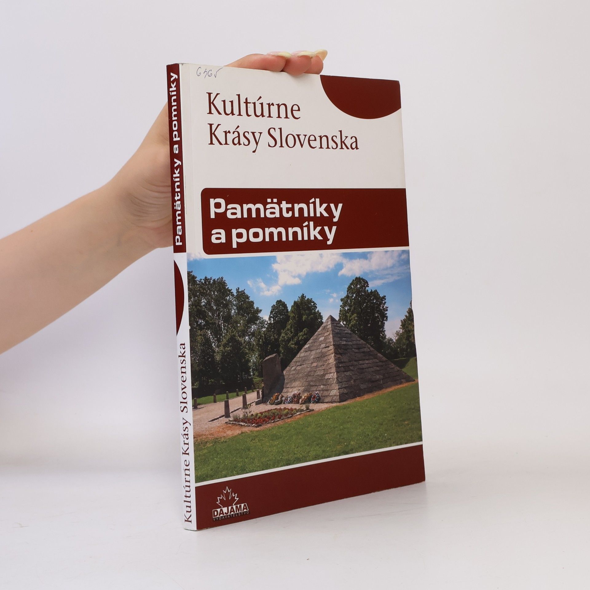 Pamätníky a pomníky