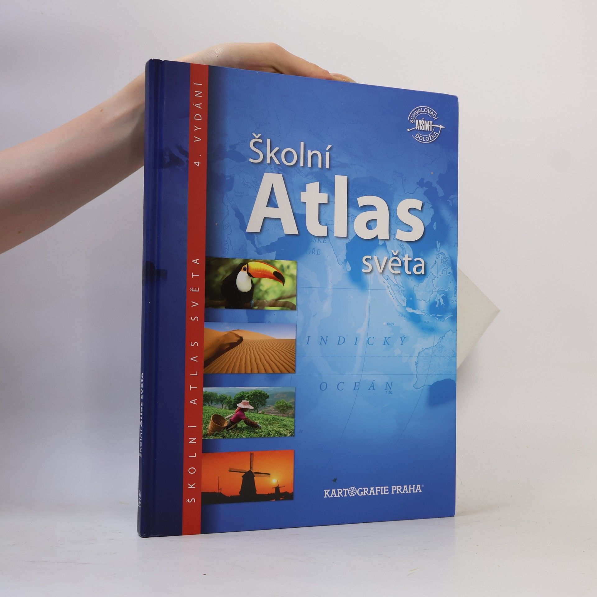 Autorenkollektiv Školní atlas světa
