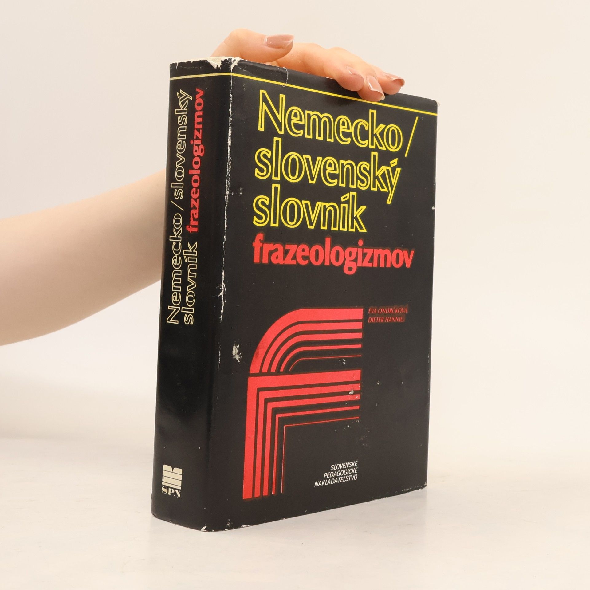 Dieter Hannig Nemecko-slovenský slovník frazeologizmov