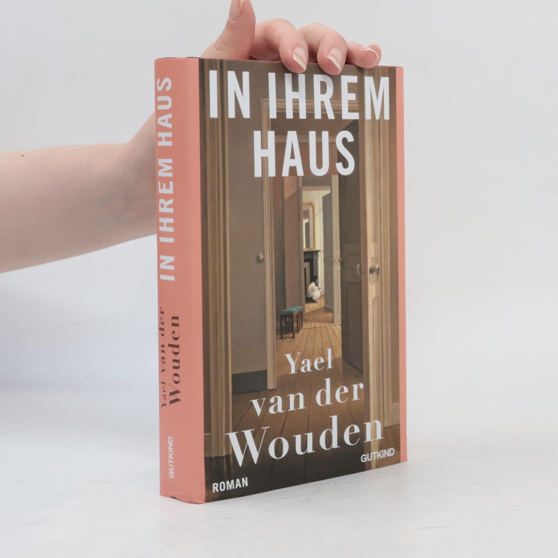 Yael van der Wouden In ihrem Haus