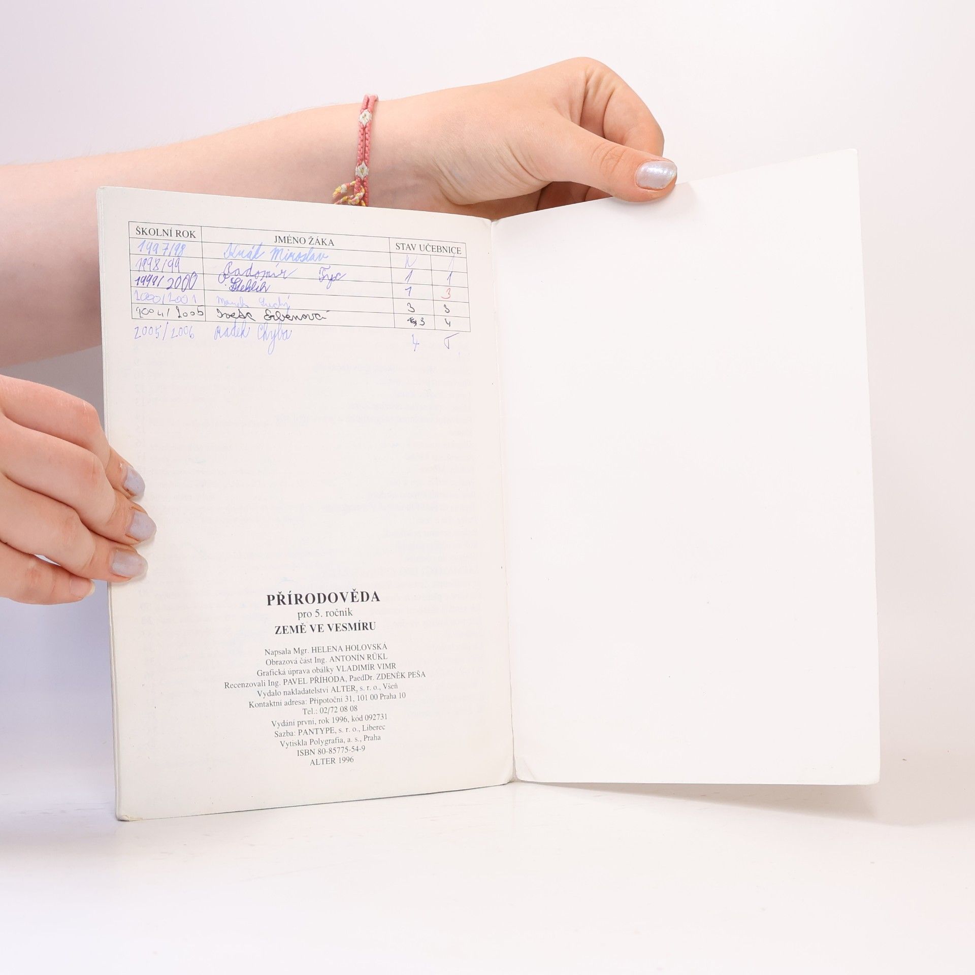 Various authors Přírodověda 5: Země ve vesmíru