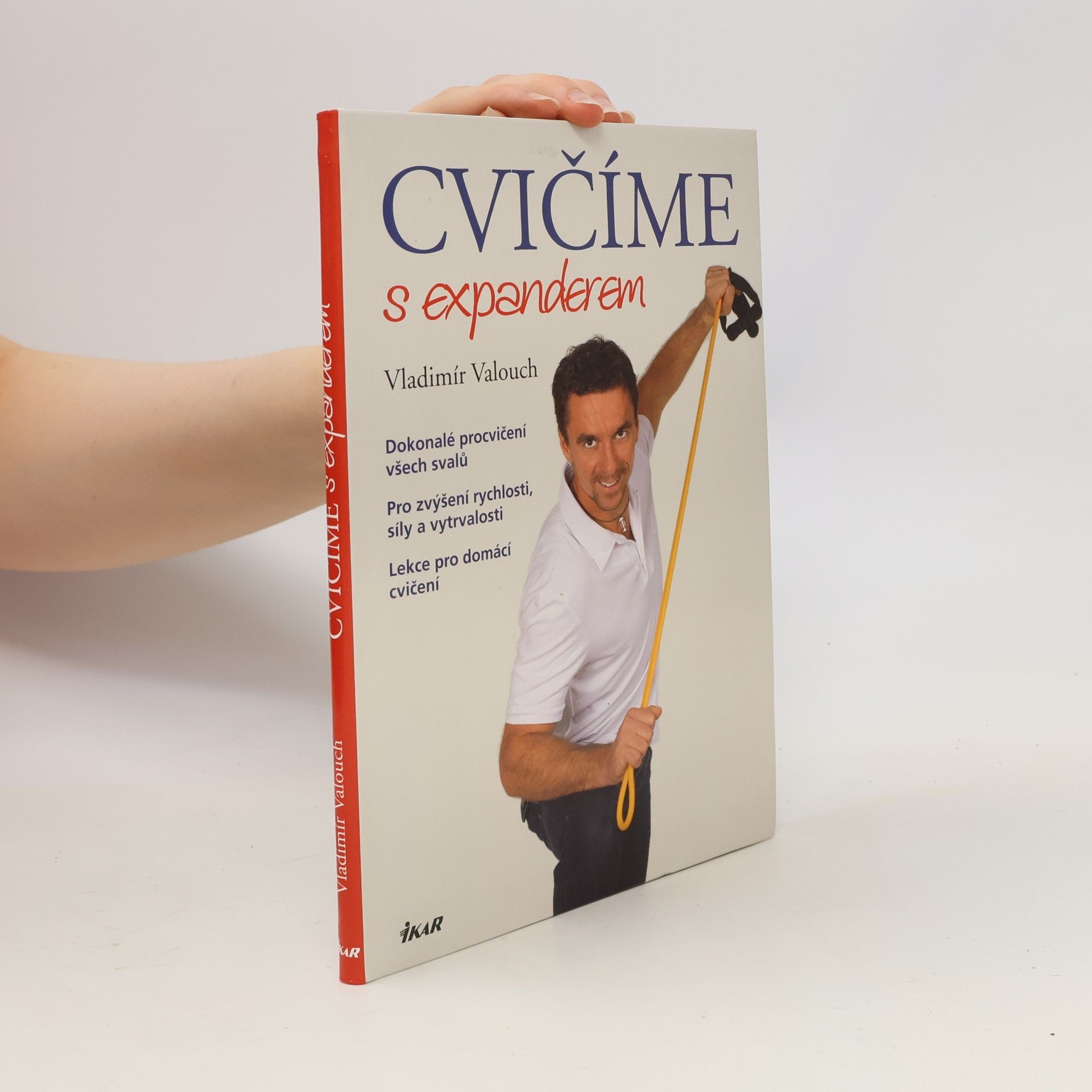 Hynek Mlynářík Cvičíme s expanderem